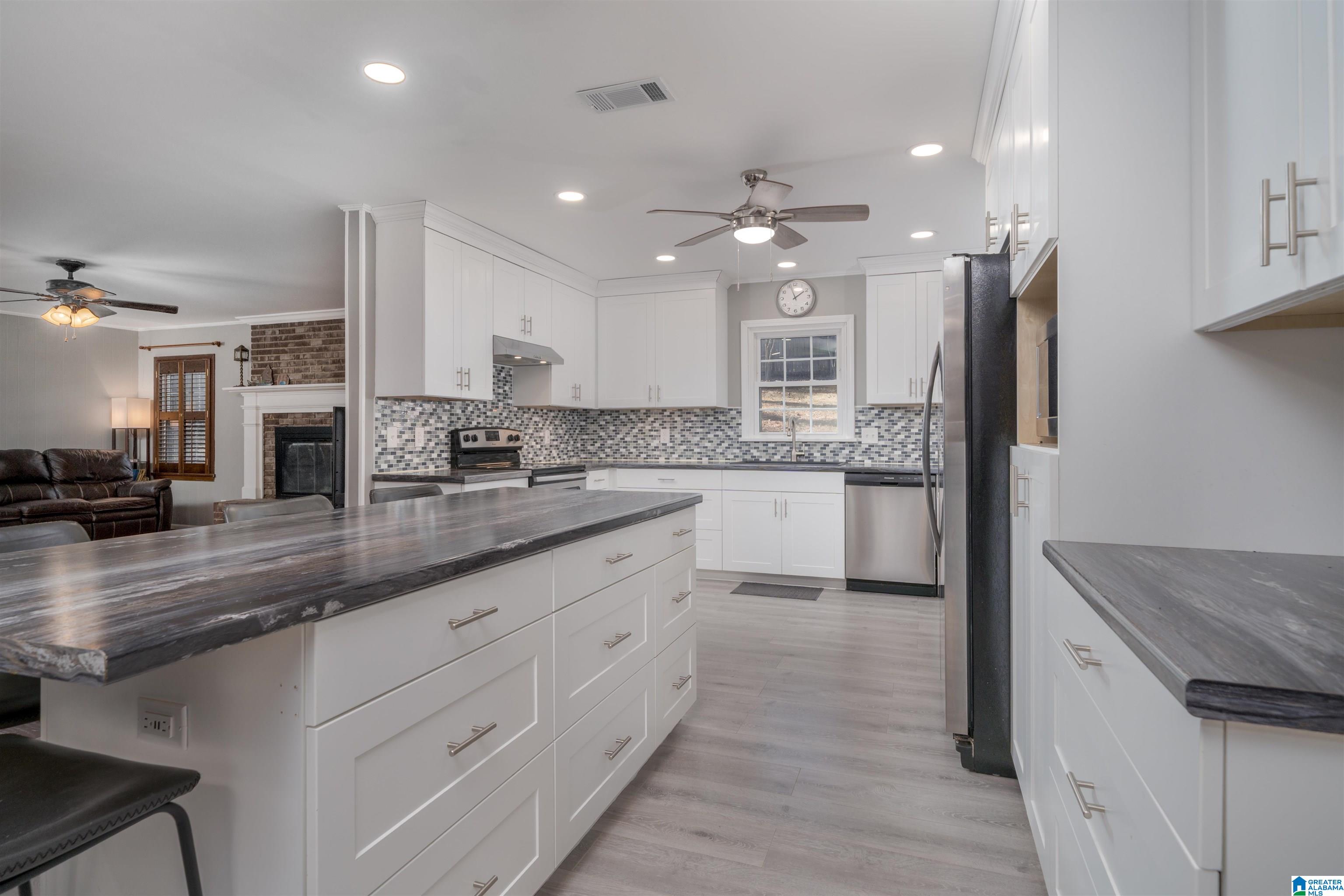 Homes for sale in Northport, AL | 5710 Golden Pond Avenue, Northport, AL 35473 | MLS# 21441503