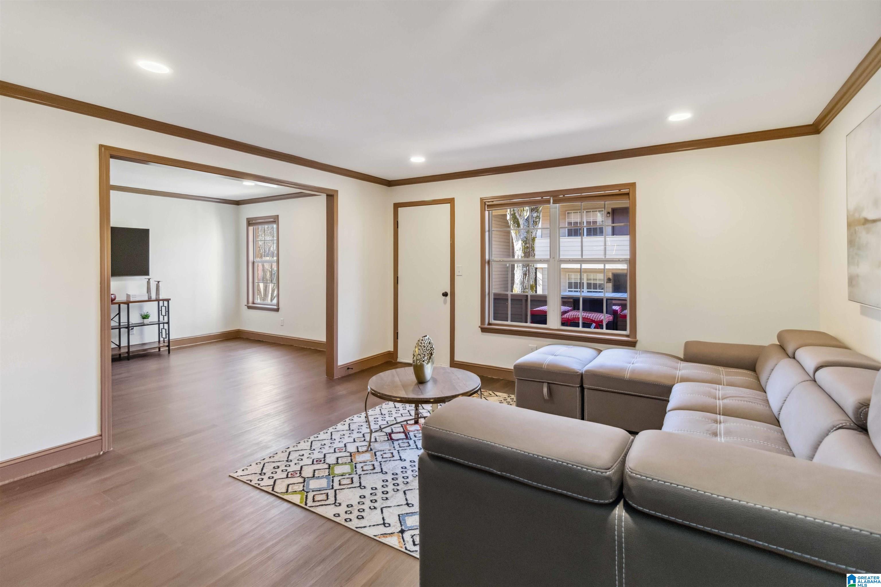 Homes for sale in Hoover, AL | 906 Chapel Creek Dr #906, Hoover, AL 35226 | MLS# 21441533