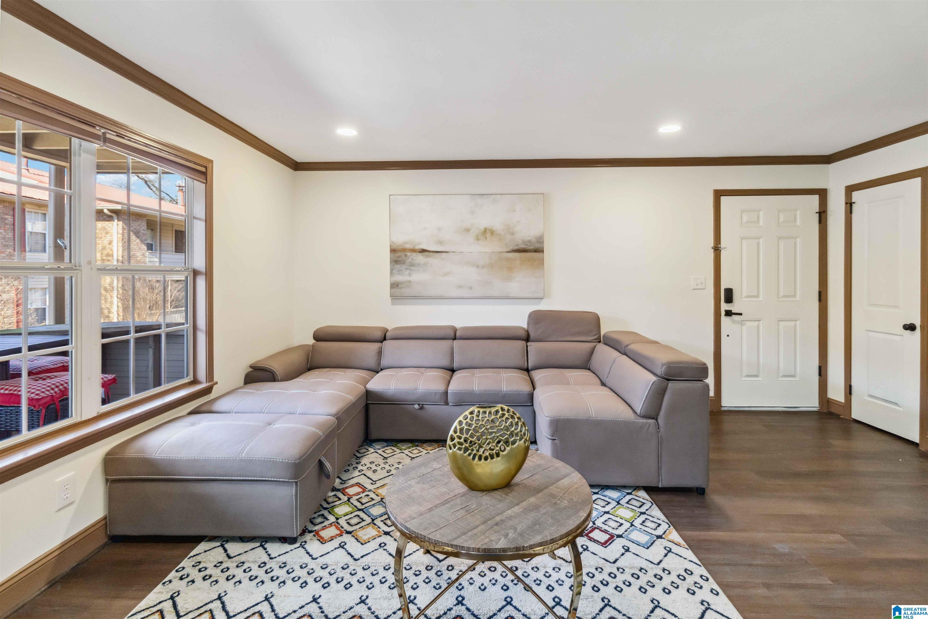 Homes for sale in Hoover, AL | 906 Chapel Creek Dr #906, Hoover, AL 35226 | MLS# 21441533