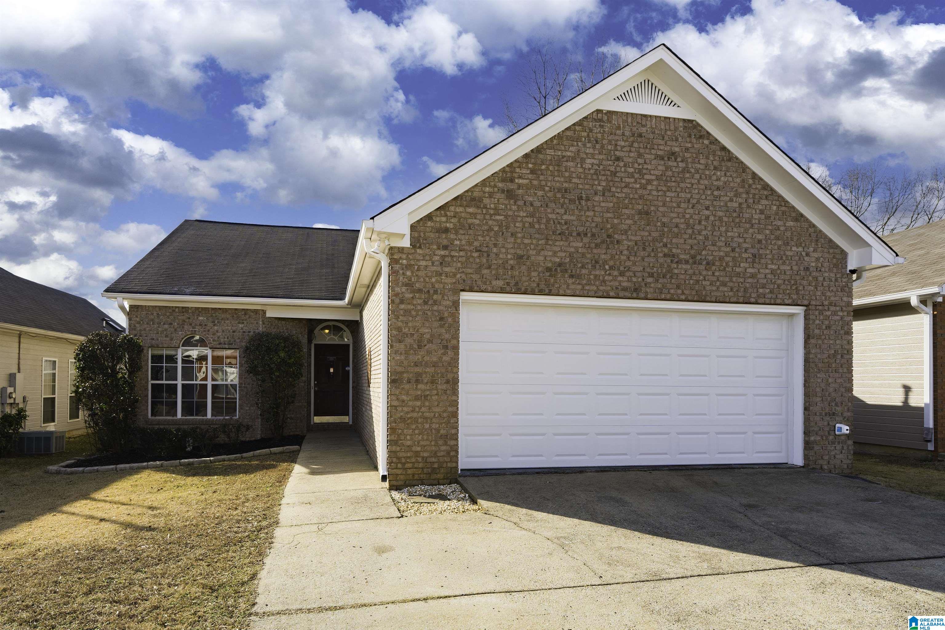 Homes for sale in Moody, AL | 1015 Windsor Parkway, Moody, AL 35004 | MLS# 21441552