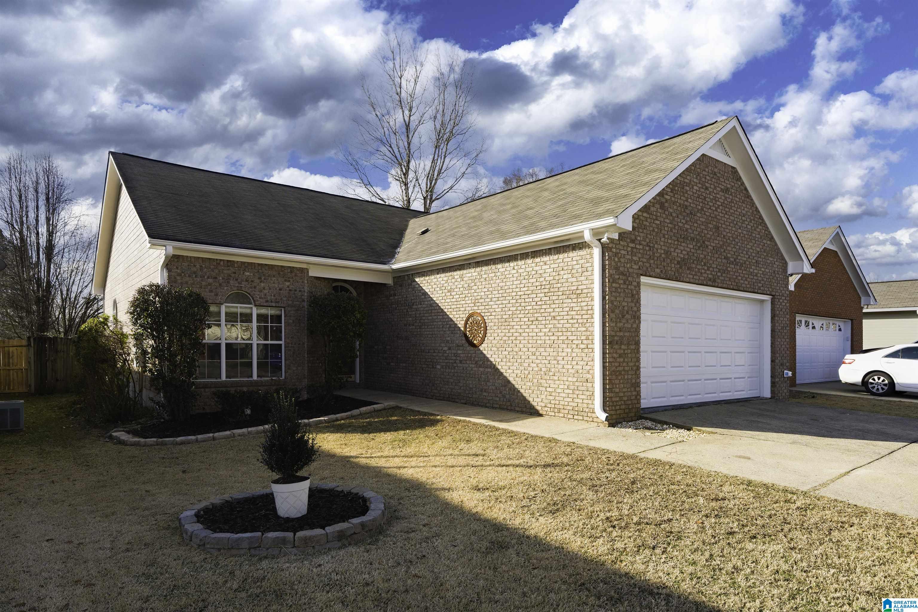 Homes for sale in Moody, AL | 1015 Windsor Parkway, Moody, AL 35004 | MLS# 21441552