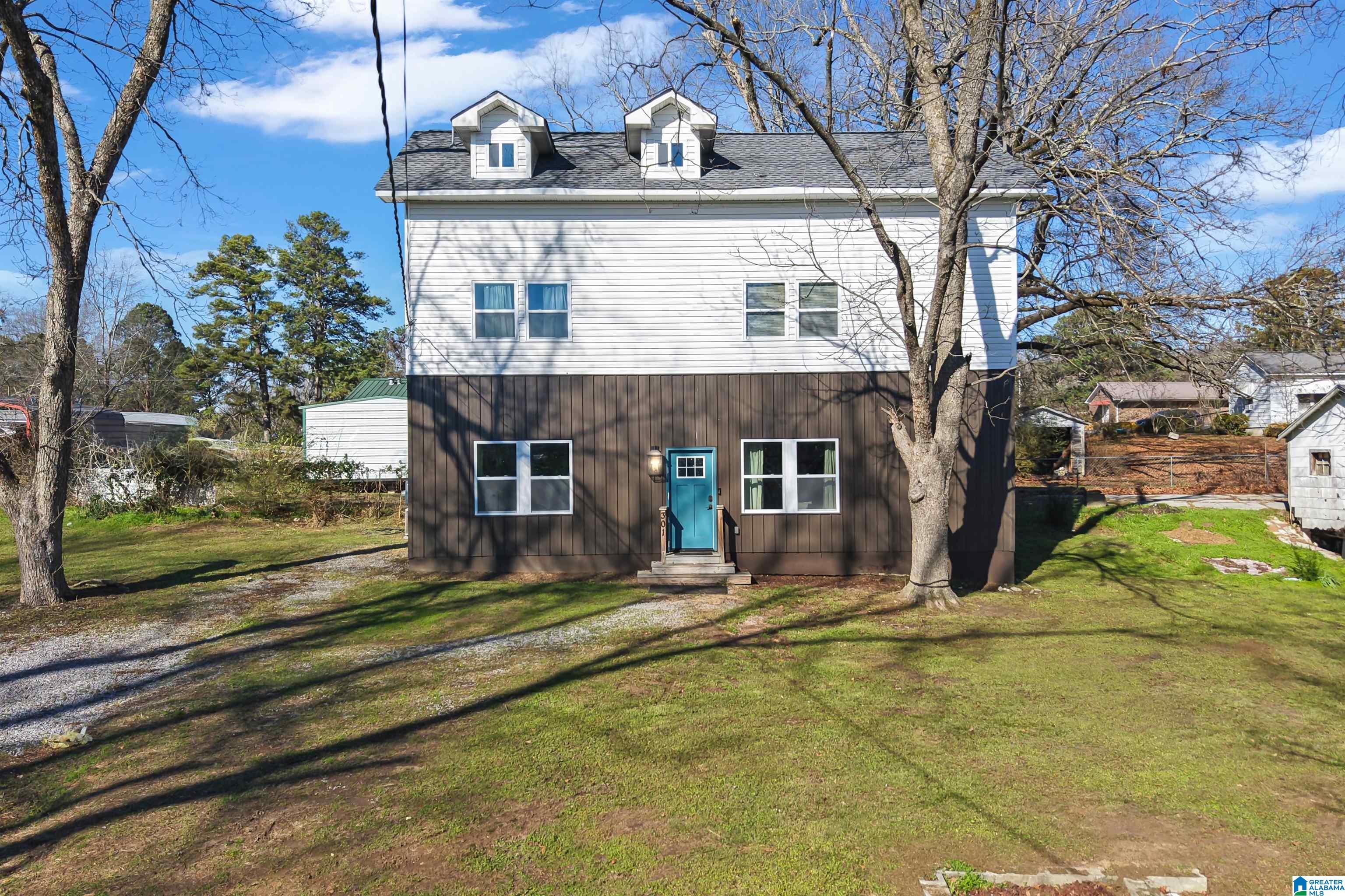 Homes for sale in West Blocton, AL | 301 Wisteria Lane, West Blocton, AL 35184 | MLS# 21441642