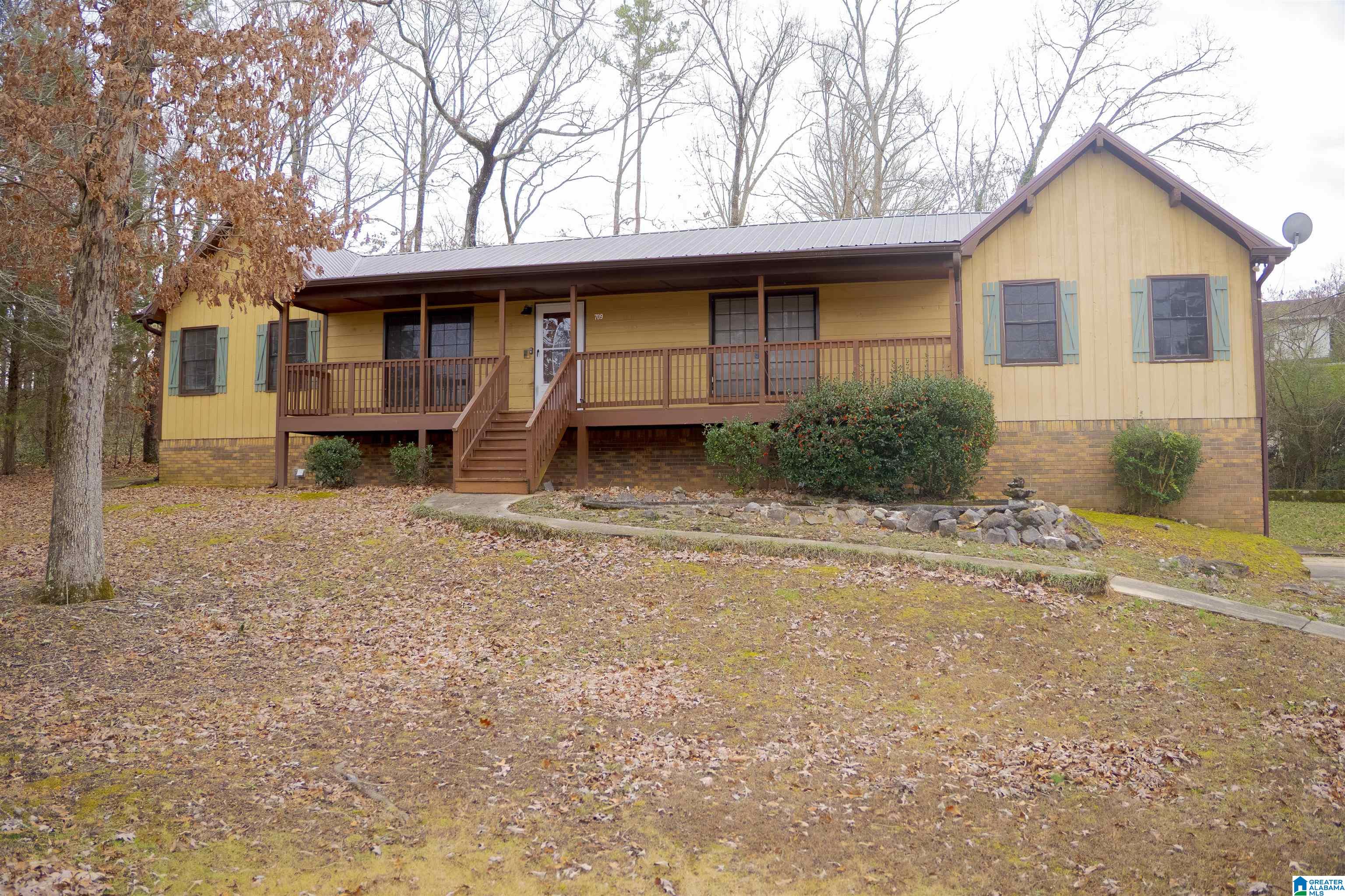 Homes for sale in Center Point, AL | 709 21st Avenue Nw, Center Point, AL 35215 | MLS# 21441651