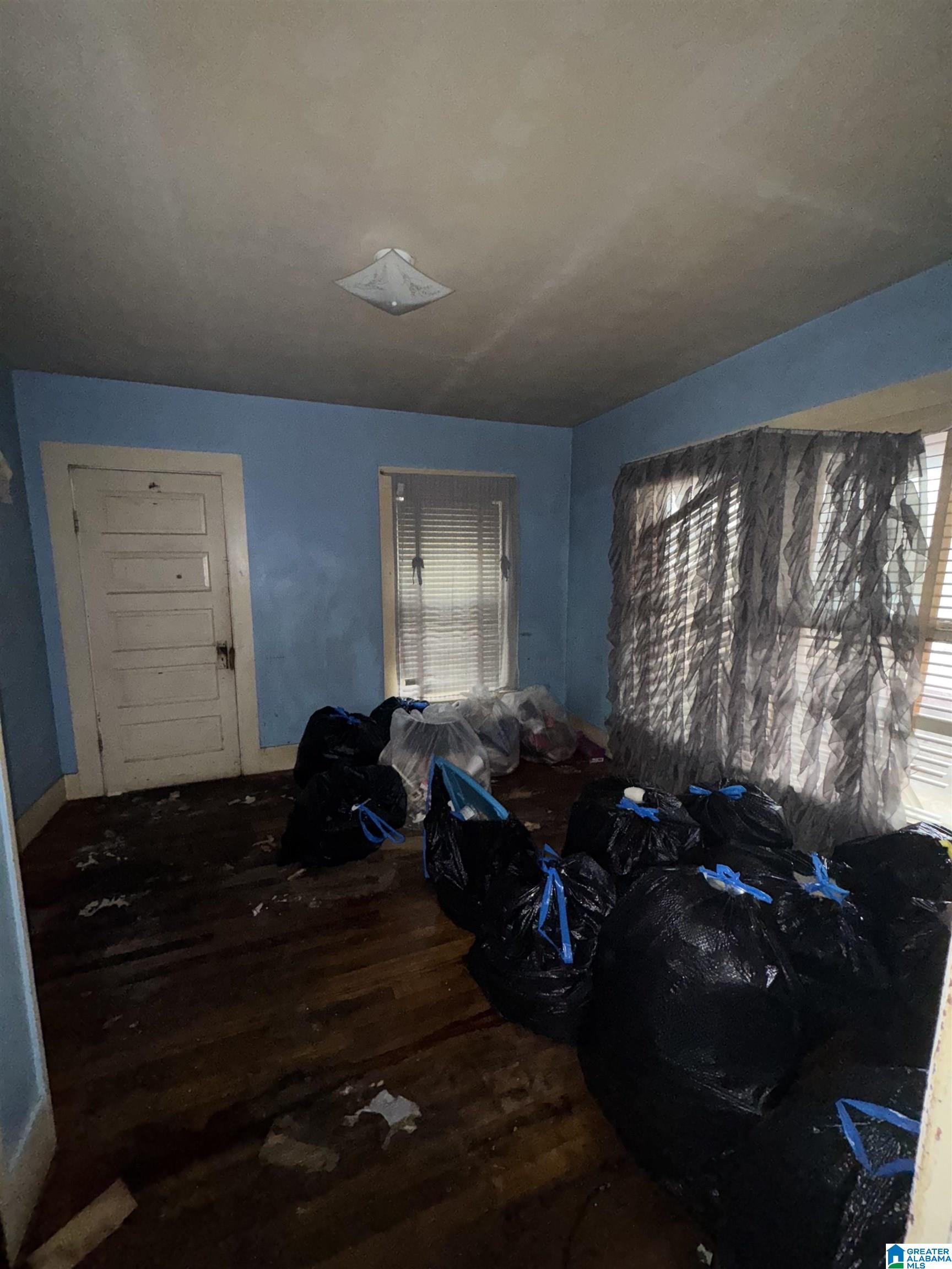 Homes for sale in Birmingham, AL | 1721 Mcmillon Avenue Sw, Birmingham, AL 35211 | MLS# 21441676