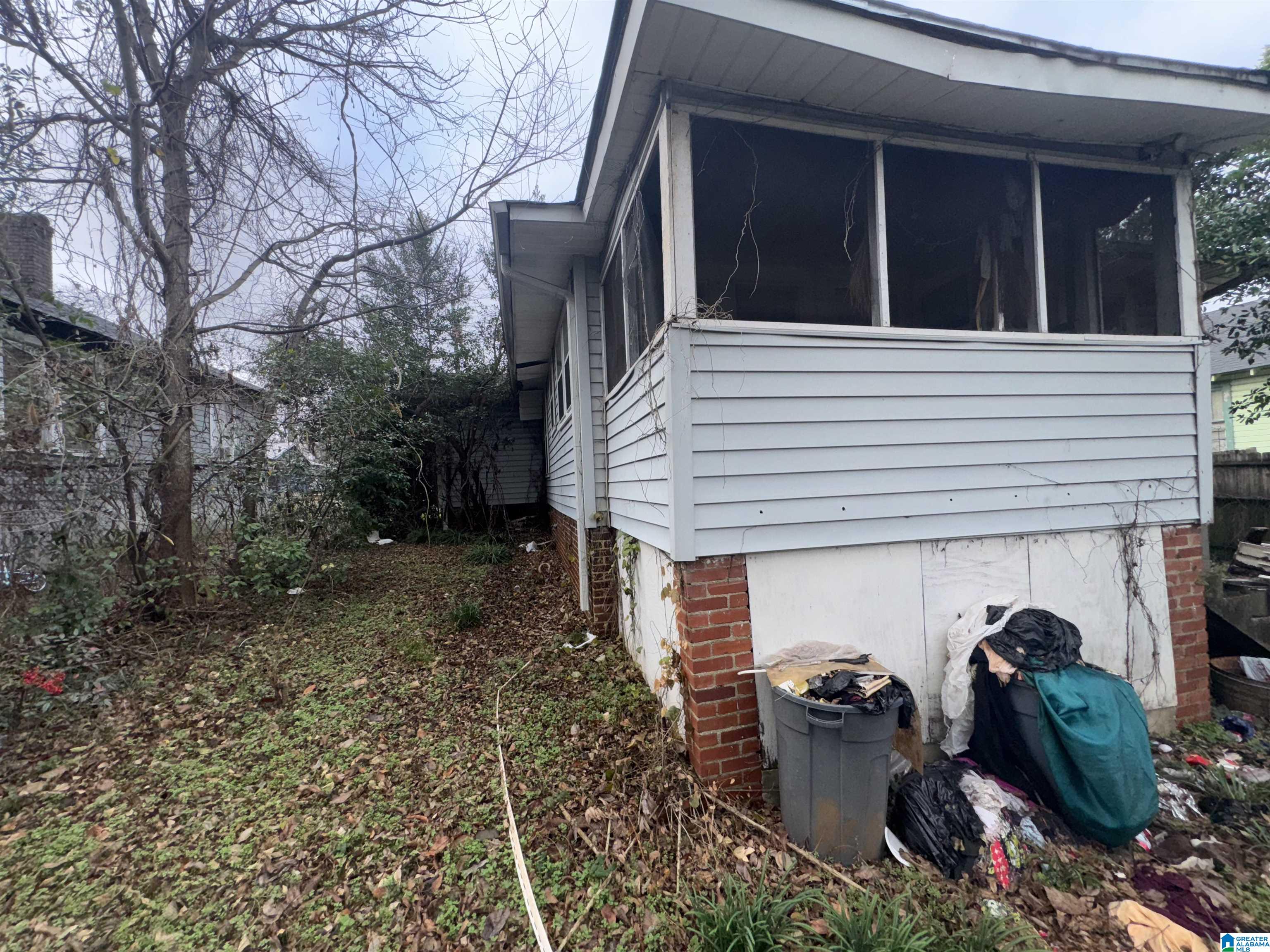 Homes for sale in Birmingham, AL | 1721 Mcmillon Avenue Sw, Birmingham, AL 35211 | MLS# 21441676