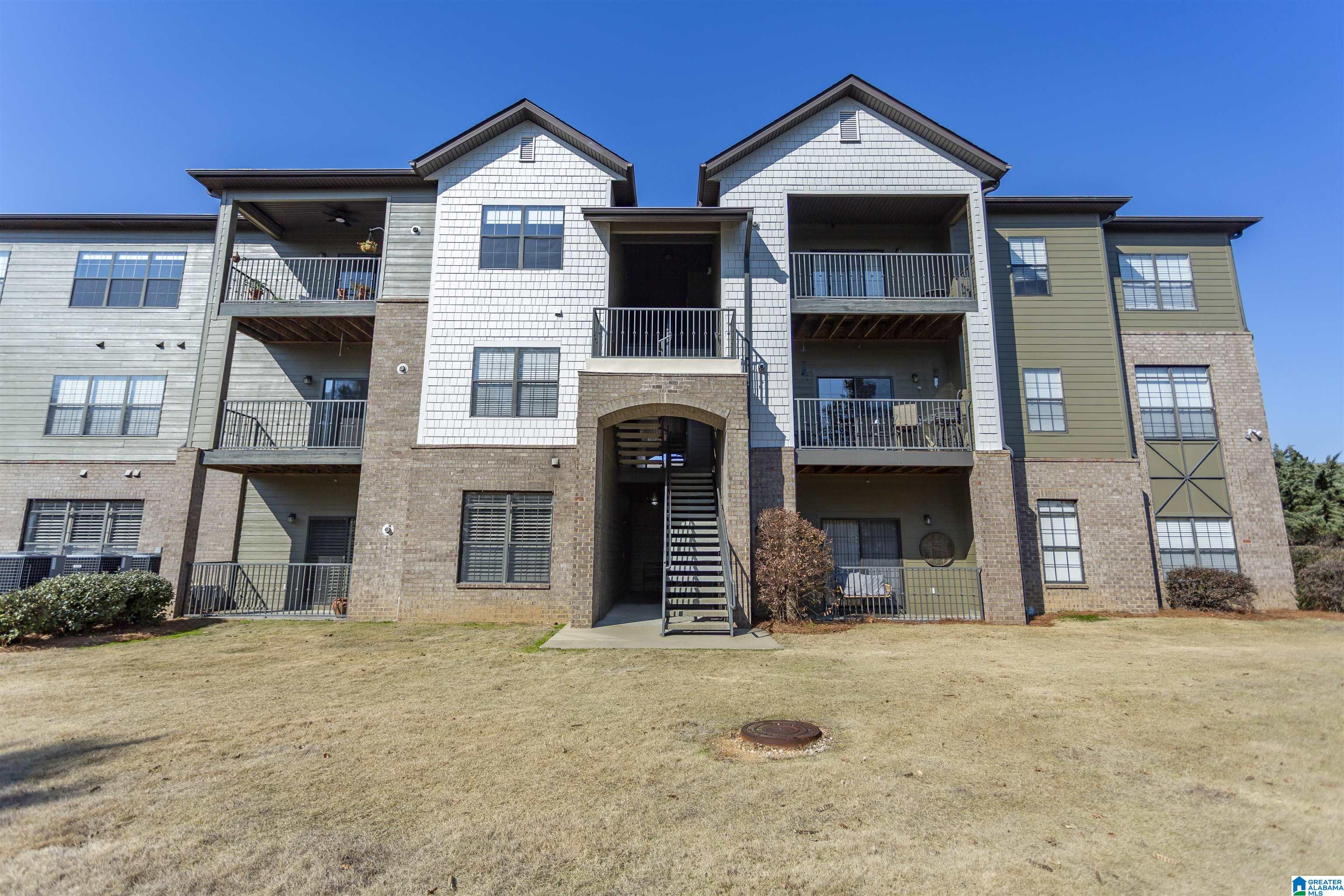 Homes for sale in Hoover, AL | 504 Riverhaven Pl #504, Hoover, AL 35244 | MLS# 21441715