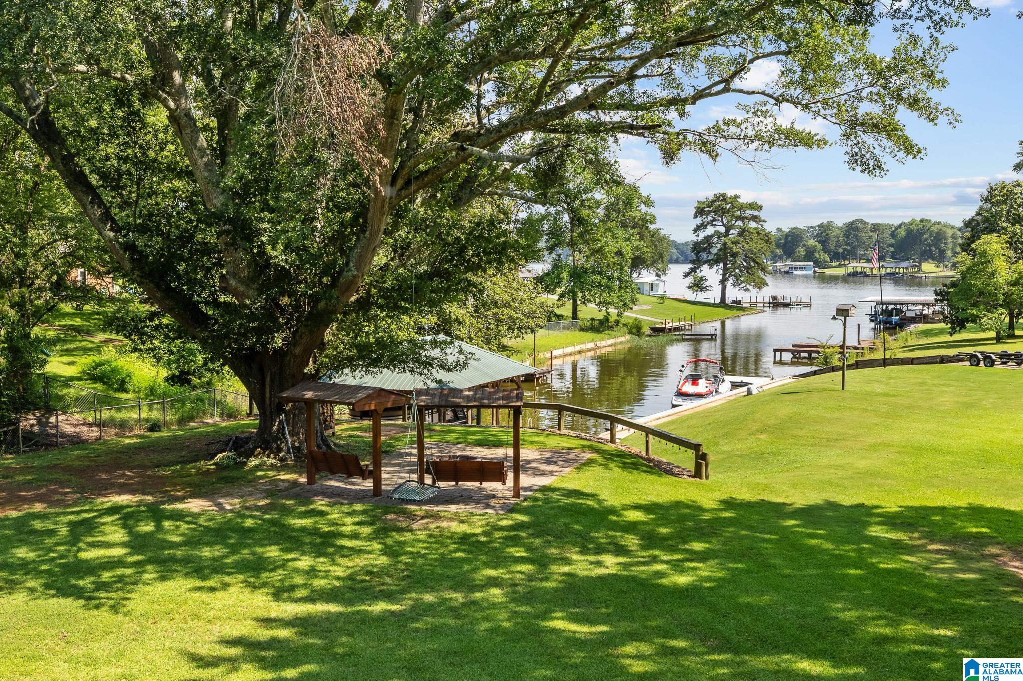 Homes for sale in Pell City, AL | 5404 Smith Road, Pell City, AL 35128 | MLS# 21441716