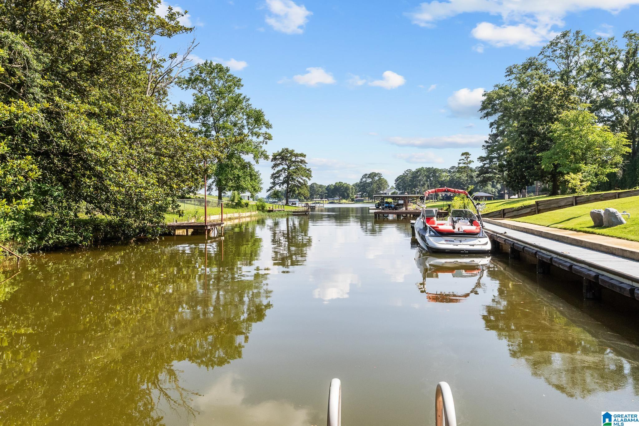 Homes for sale in Pell City, AL | 5404 Smith Road, Pell City, AL 35128 | MLS# 21441716