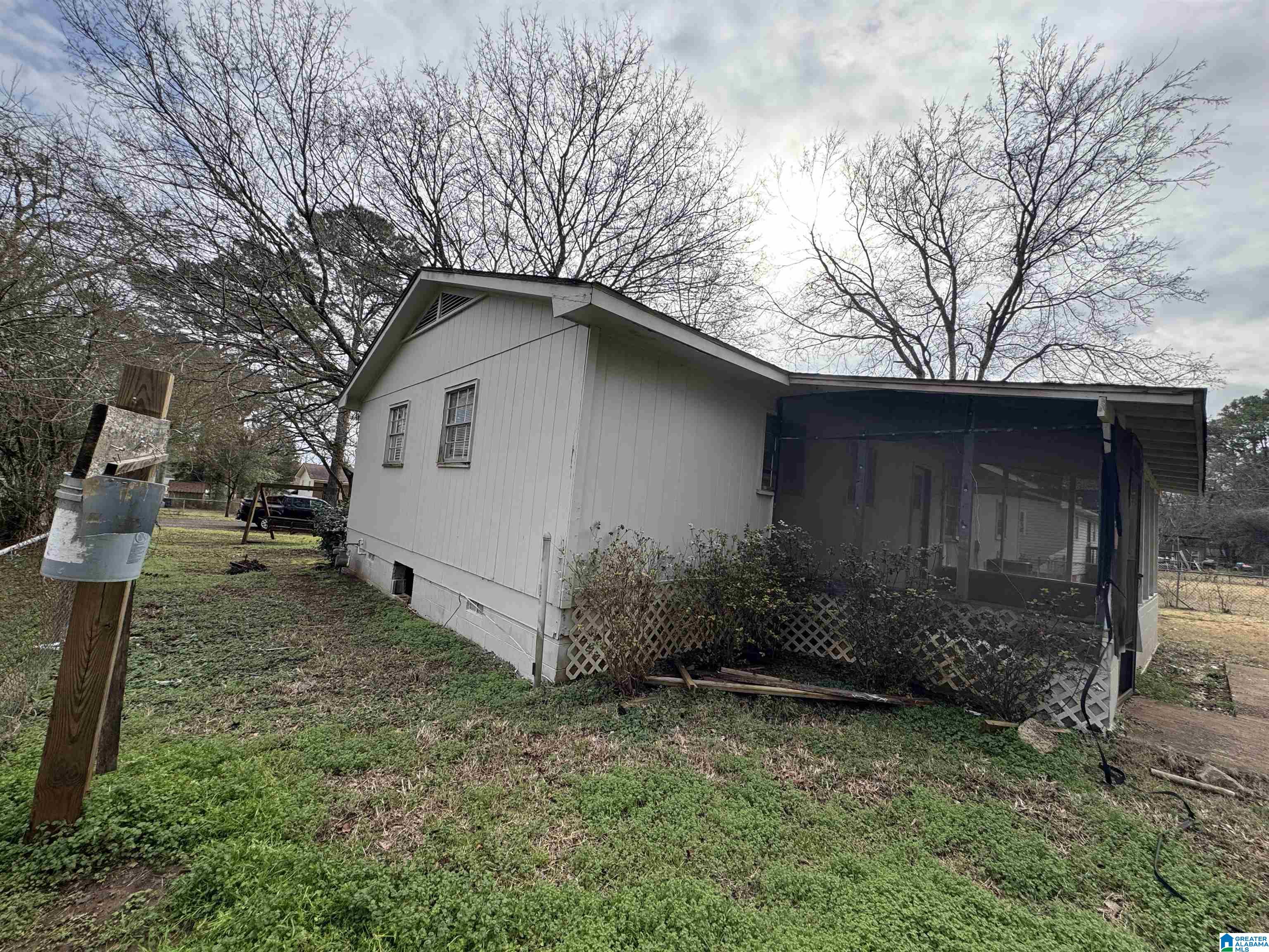 Homes for sale in Hueytown, AL | 104 Greenridge Road, Hueytown, AL 35023 | MLS# 21441722