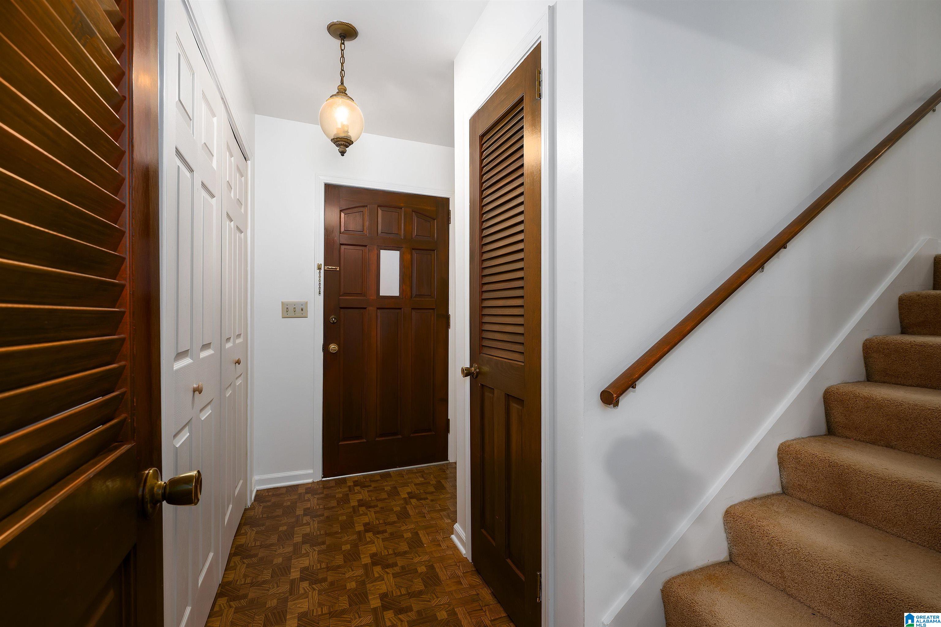 Photo 3 of Single family home for sale at 714 Cecil Ct, Hoover, AL 35226 | MLS# 21441755 | Listing updated on 2026-02-25