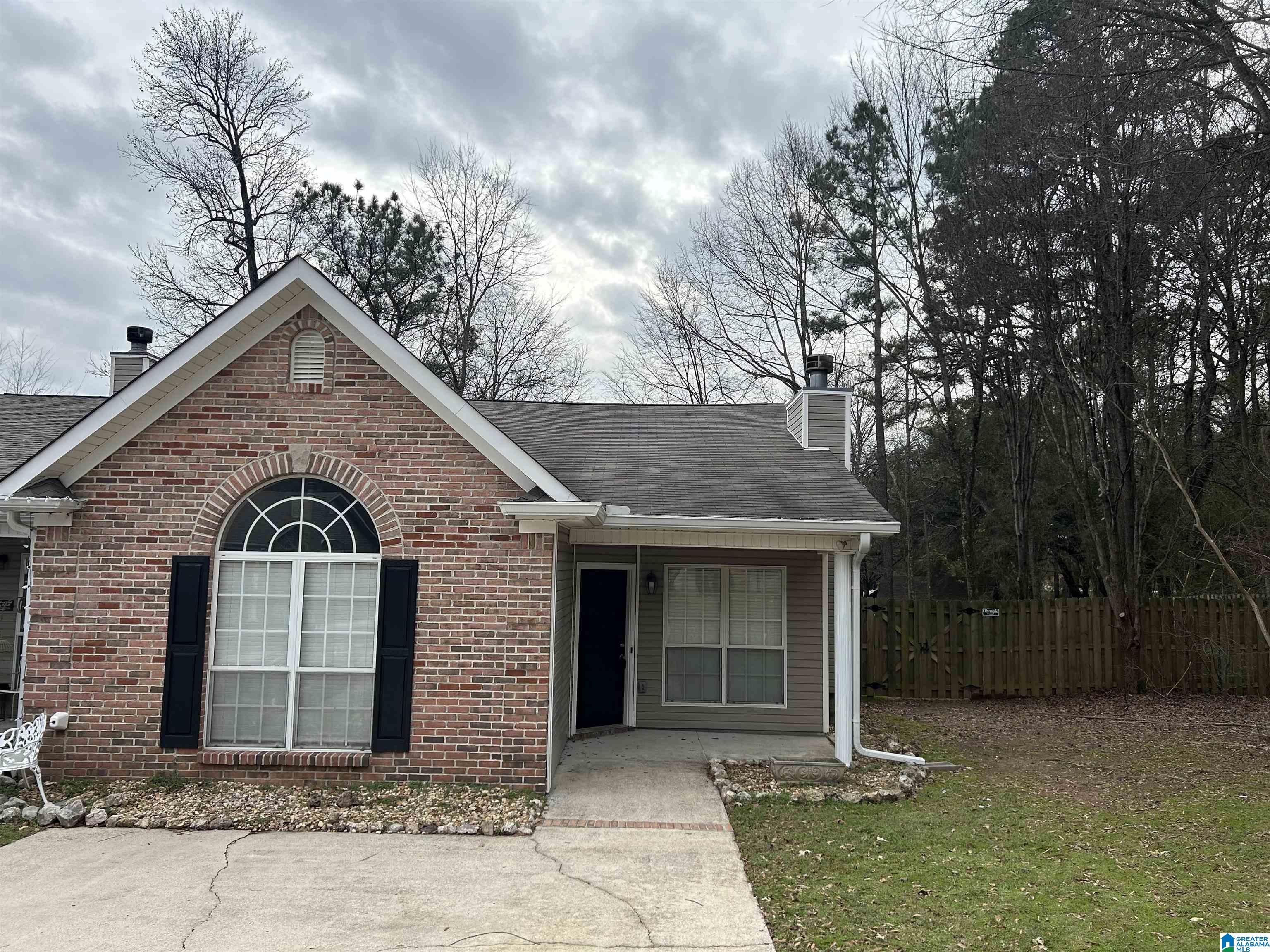 Homes for sale in Pelham, AL | 100 Coales Branch Dr, Pelham, AL 35124 | MLS# 21441773