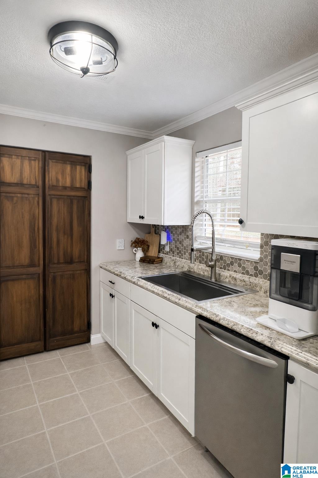 Homes for sale in Jemison, AL | 6598 County Road 38, Jemison, AL 35085 | MLS# 21441774