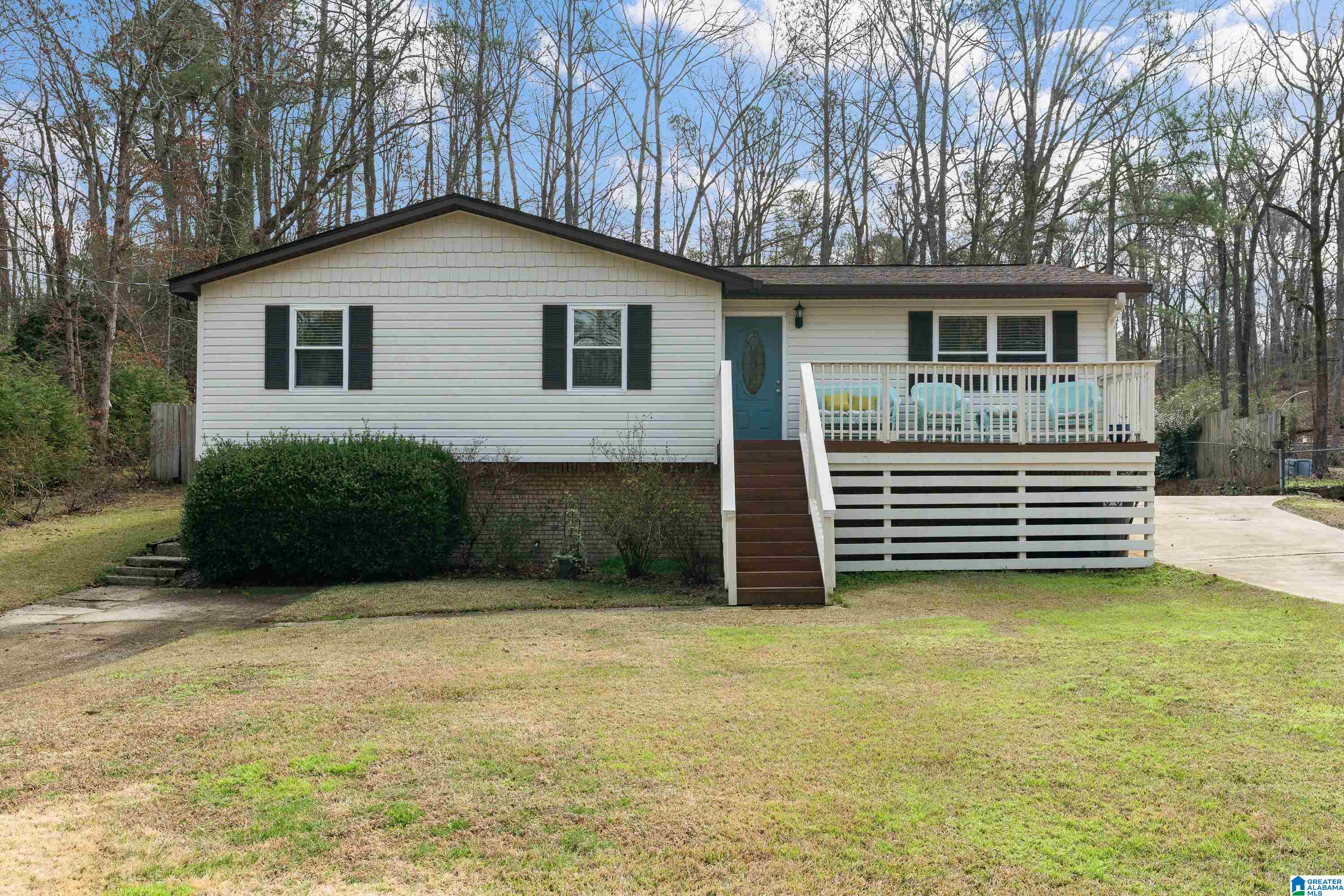 Homes for sale in Trussville, AL | 6211 Alabama Dr, Trussville, AL 35173 | MLS# 21441787