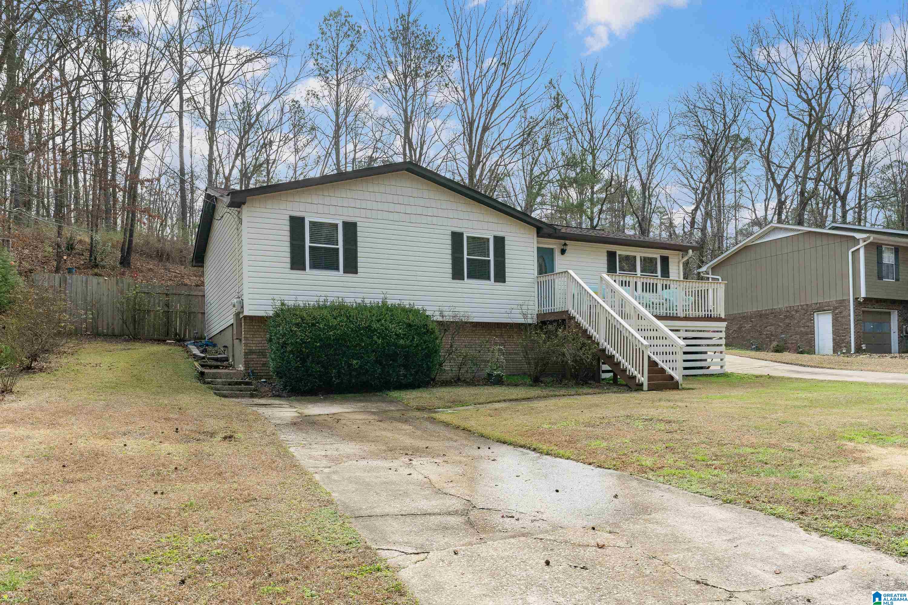 Homes for sale in Trussville, AL | 6211 Alabama Dr, Trussville, AL 35173 | MLS# 21441787