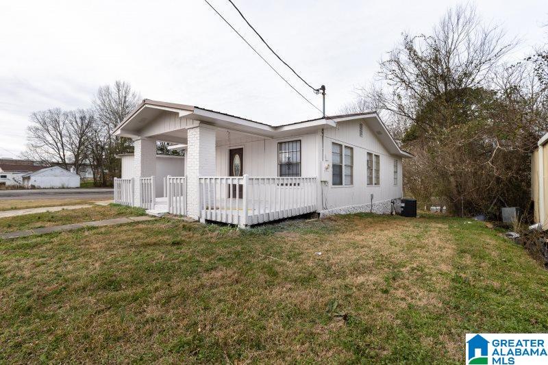Homes for sale in Graysville, AL | 114 N Main Street, Graysville, AL 35073 | MLS# 21441824