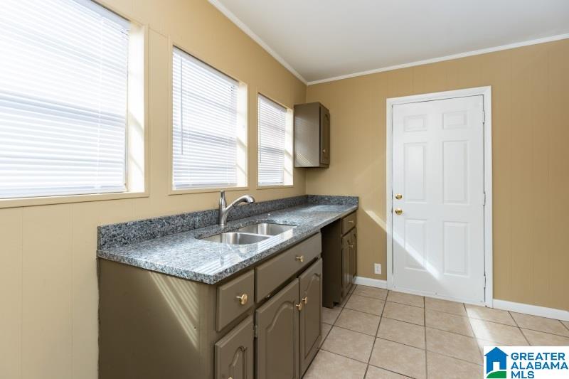 Homes for sale in Graysville, AL | 114 N Main Street, Graysville, AL 35073 | MLS# 21441824