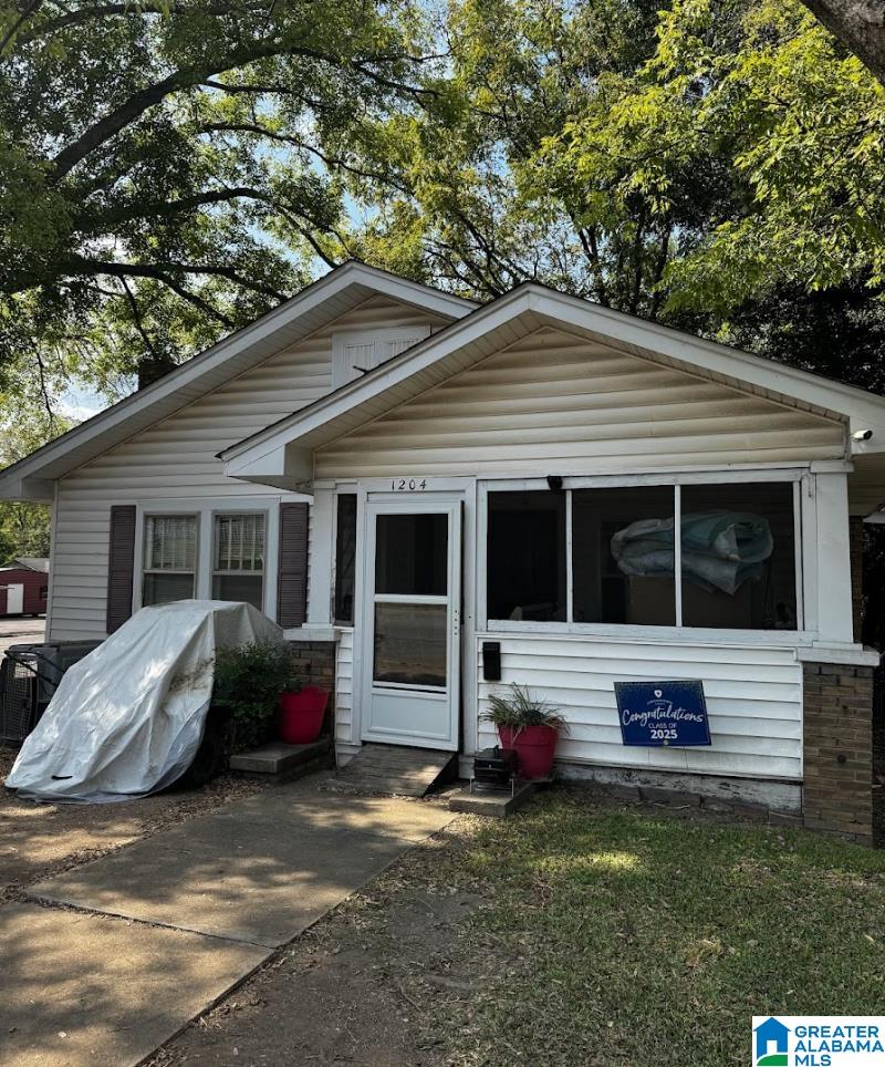 Homes for sale in Tarrant, AL | 1214 Jackson Boulevard, Tarrant, AL 35217 | MLS# 21441861