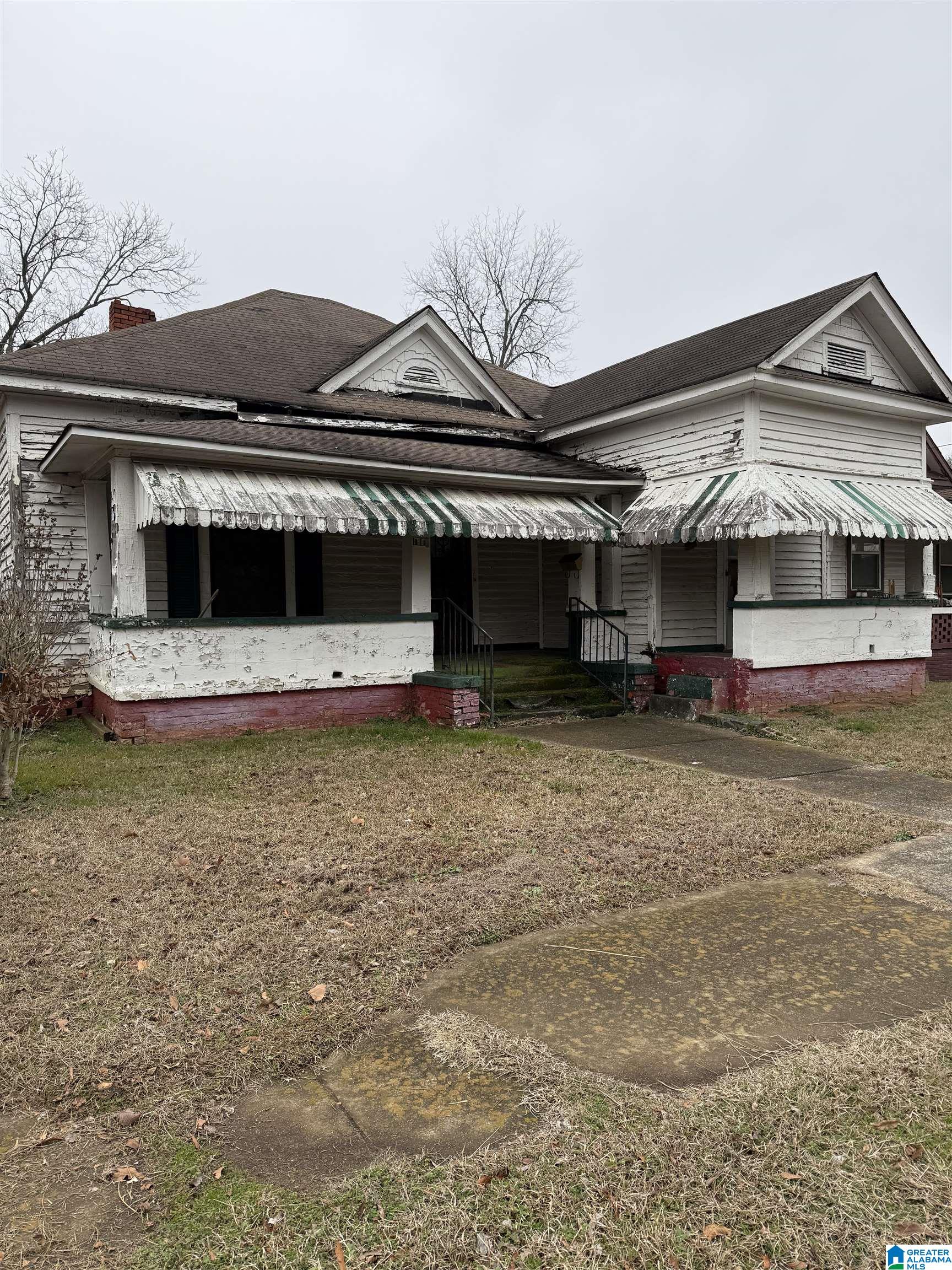 Homes for sale in Anniston, AL | 1811 Cooper Avenue, Anniston, AL 36201 | MLS# 21441865