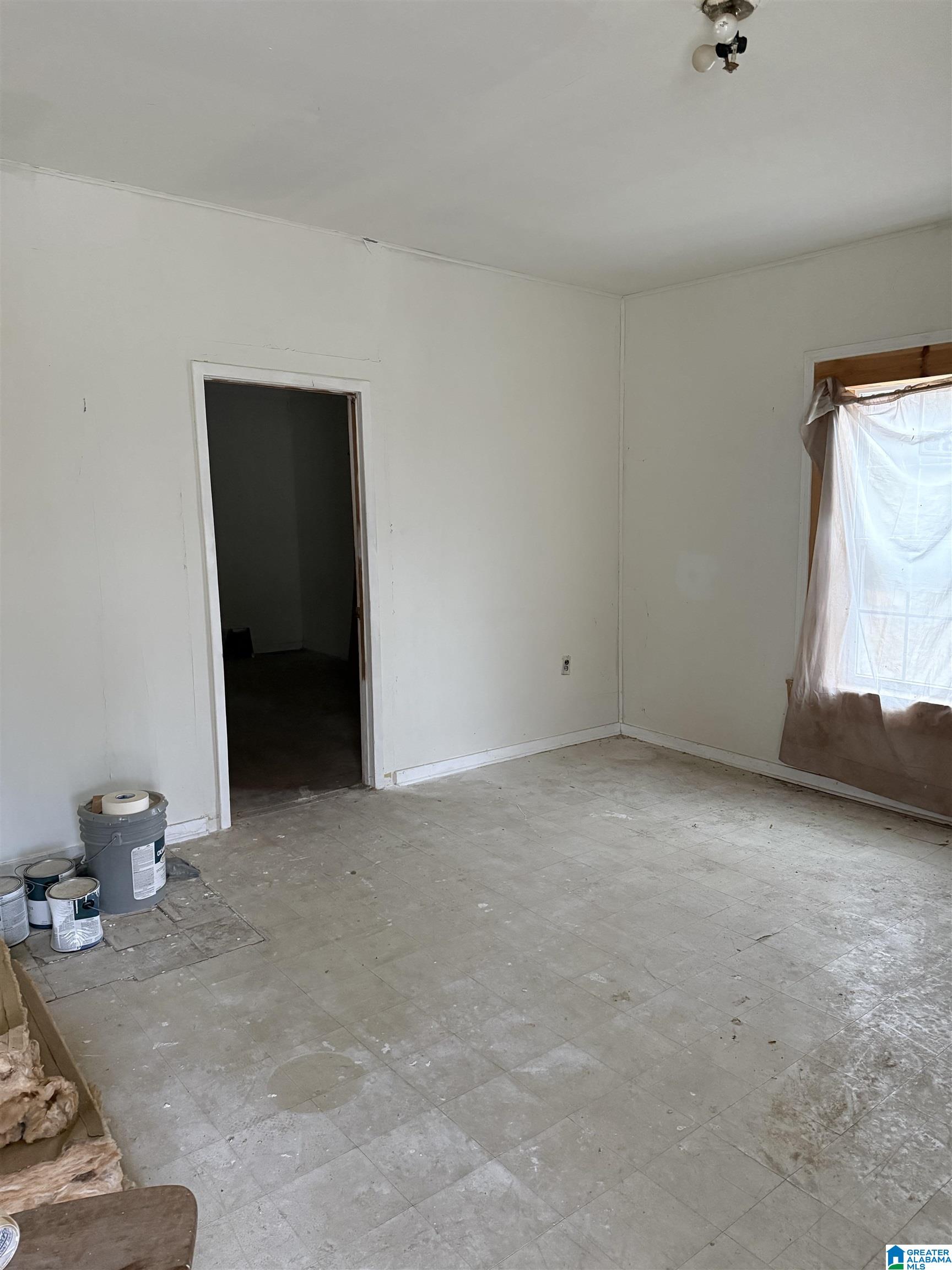 Homes for sale in Anniston, AL | 712 W 12Th Street, Anniston, AL 36201 | MLS# 21441876