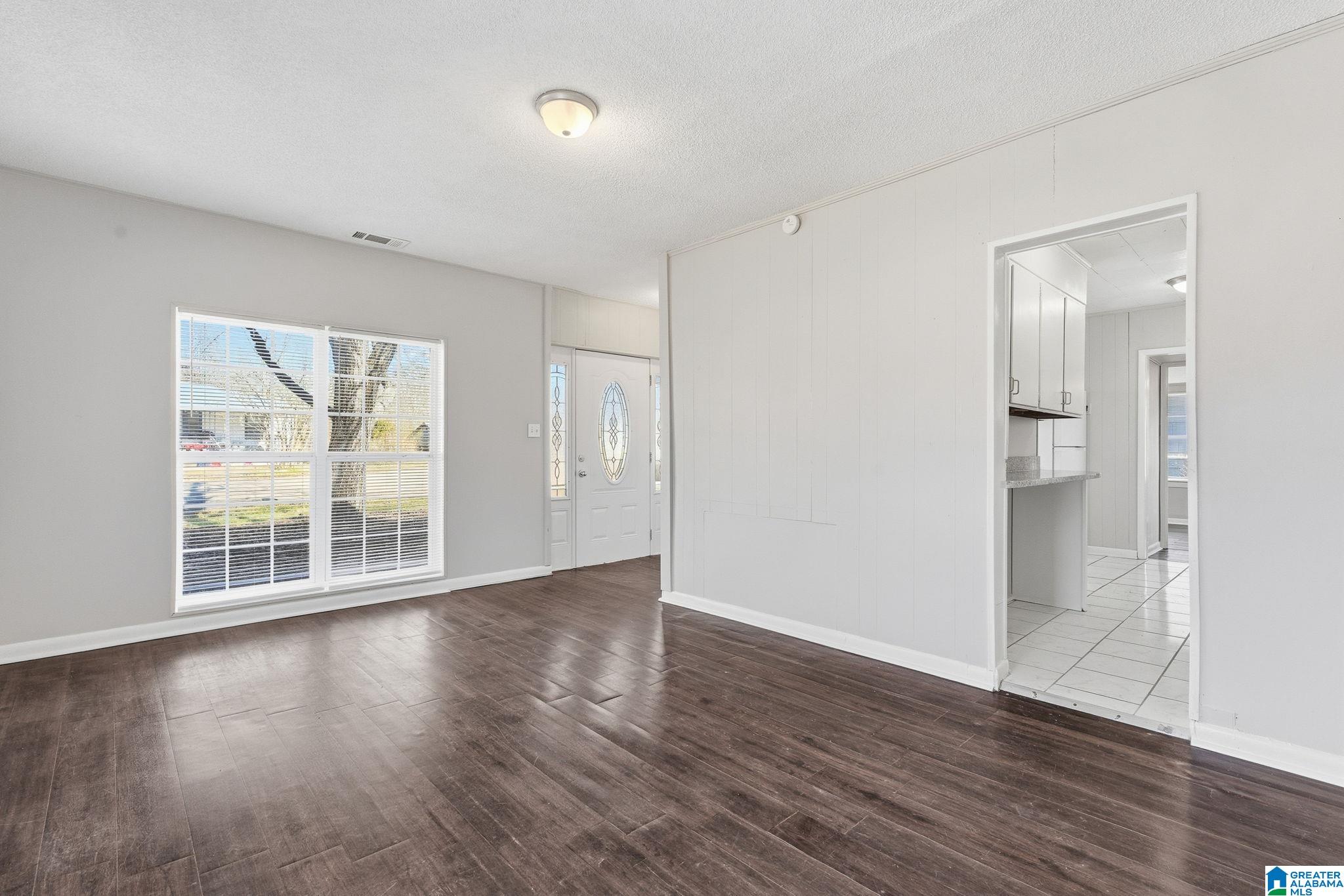 Homes for sale in Graysville, AL | 335 1St Avenue Nw, Graysville, AL 35071 | MLS# 21441903