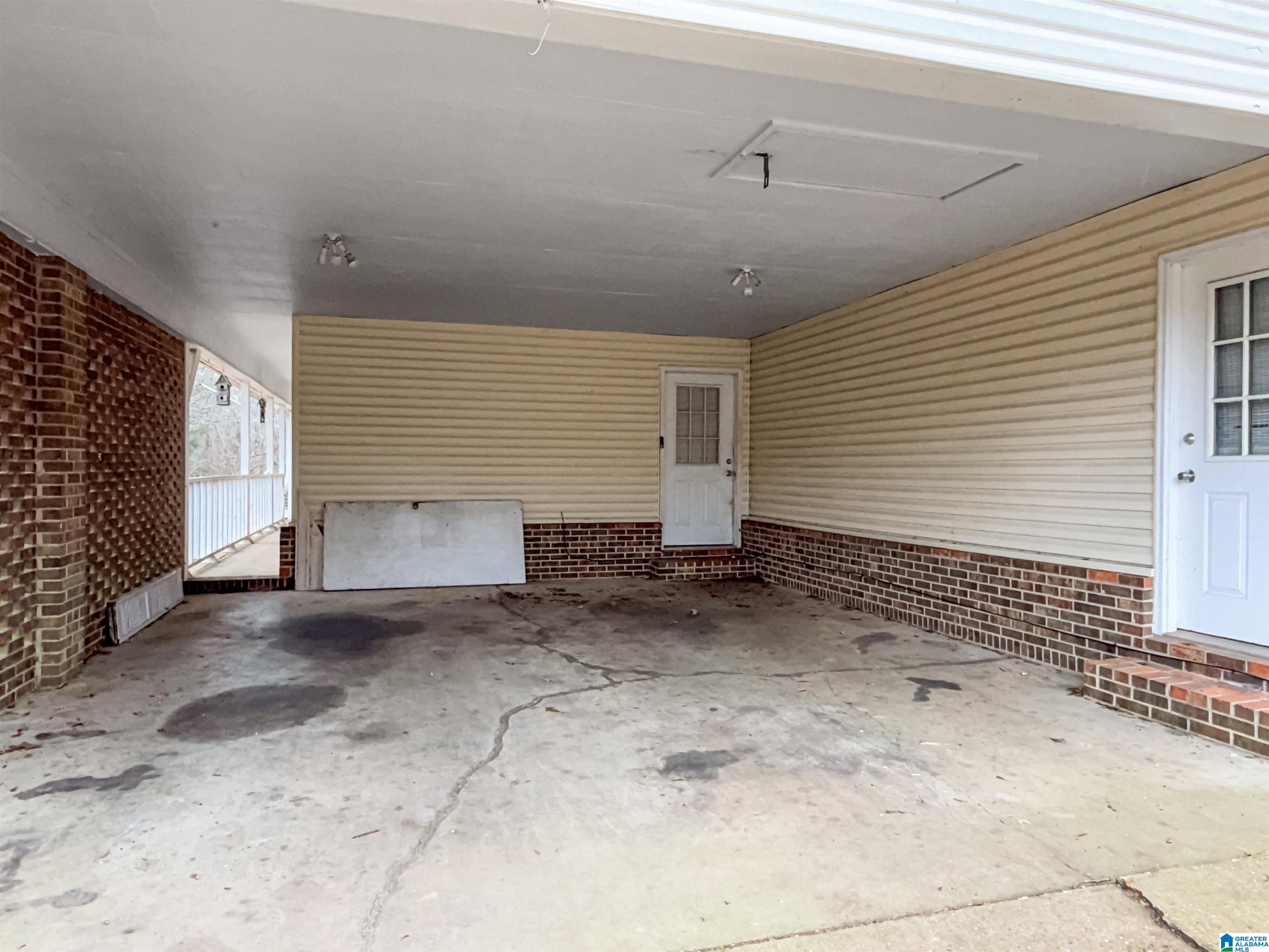 Homes for sale in Duncanville, AL | 11647 Skelton Road, Duncanville, AL 35456 | MLS# 21441915