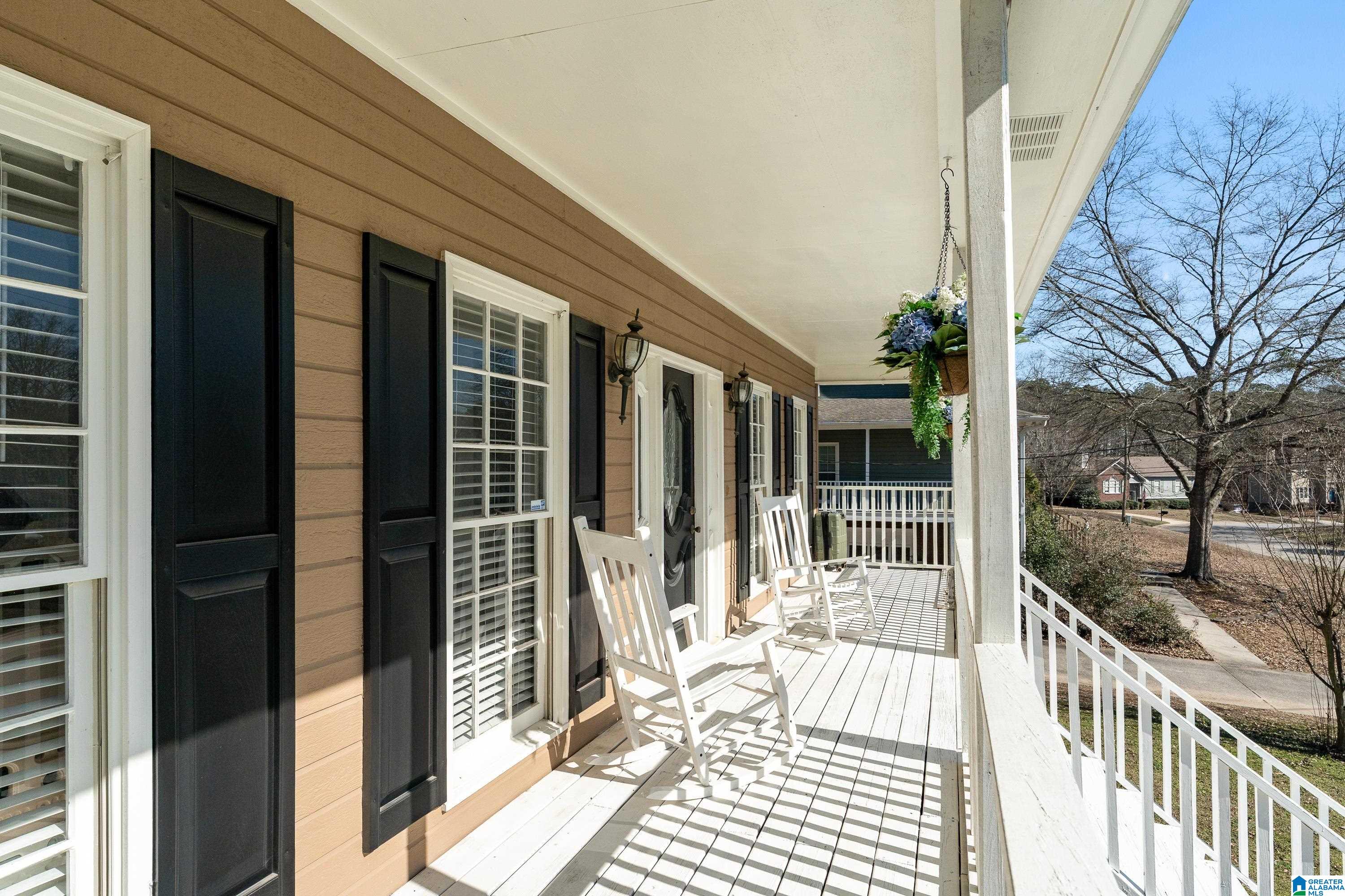 Homes for sale in Alabaster, AL | 164 Kentwood Dr, Alabaster, AL 35007 | MLS# 21441916