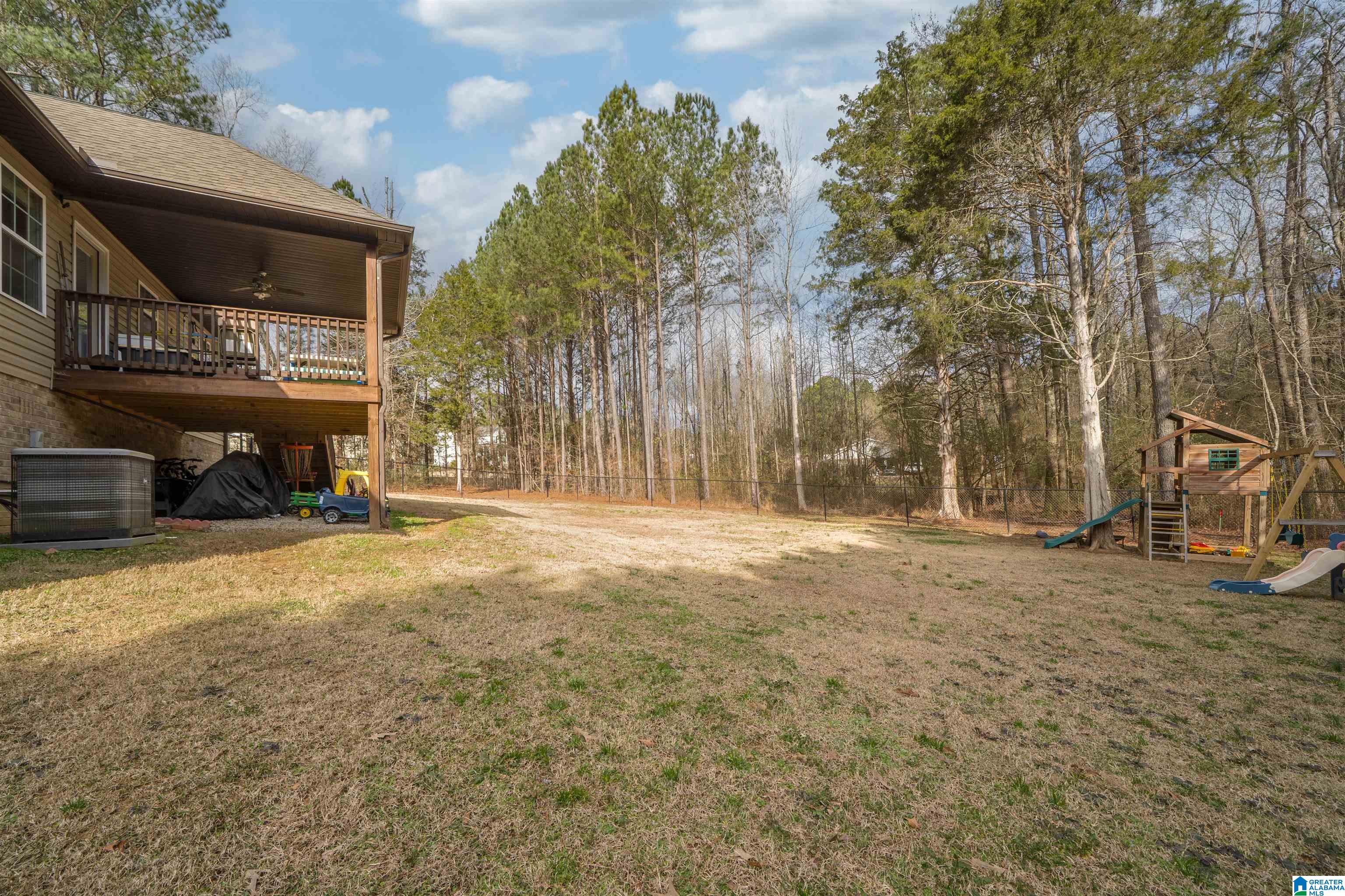 Homes for sale in Warrior, AL | 2045 Rising Fawn Dr, Warrior, AL 35180 | MLS# 21441918