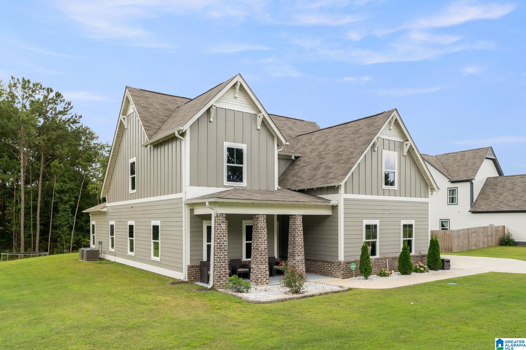 Homes for sale in Riverside, AL | 1673 Mckesie Street, Riverside, AL 35135 | MLS# 21441939