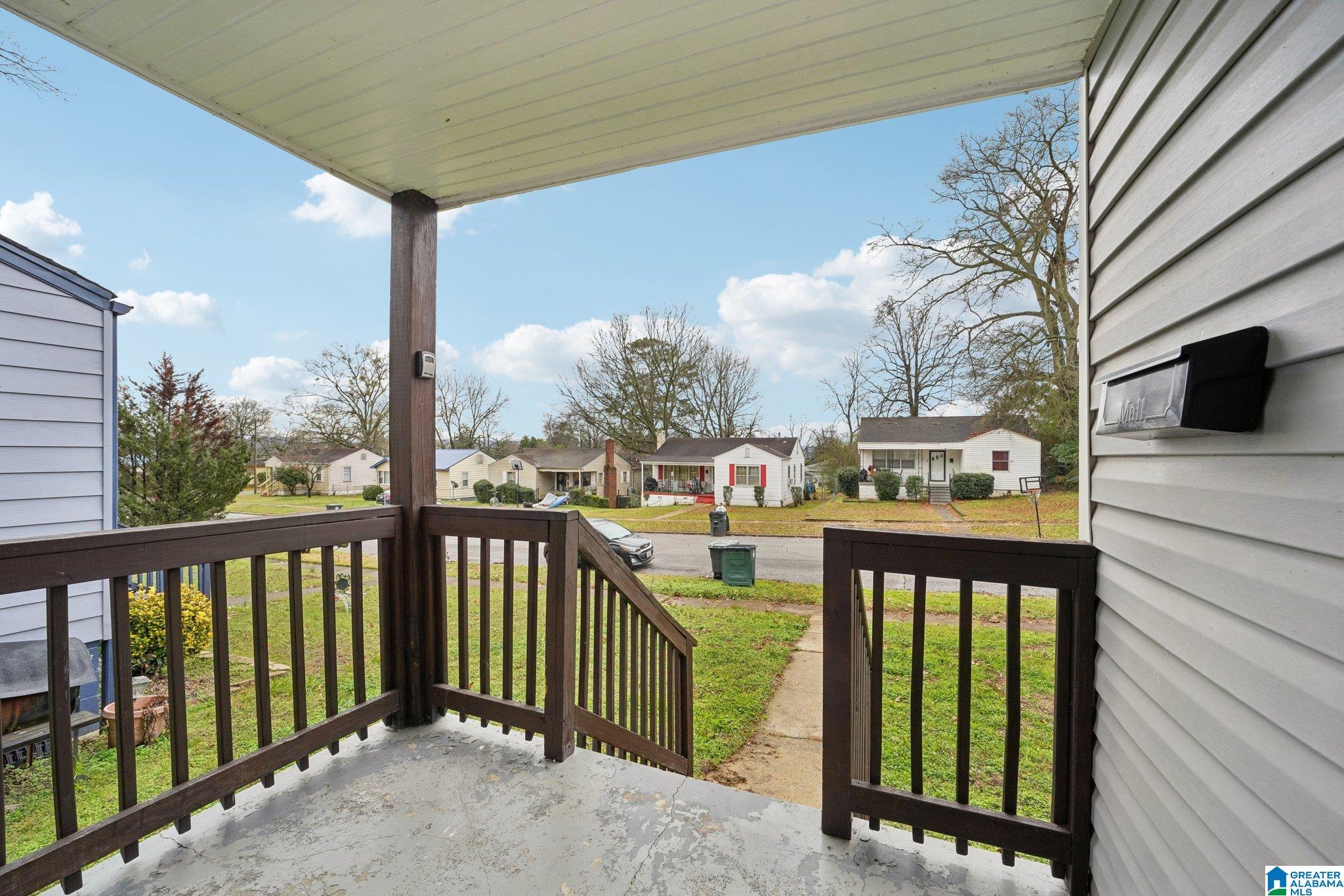 Photo 4 of Single family home for sale at 1528 34th Street, Birmingham, AL 35218 | MLS# 21441940 | Listing updated on 2026-02-24