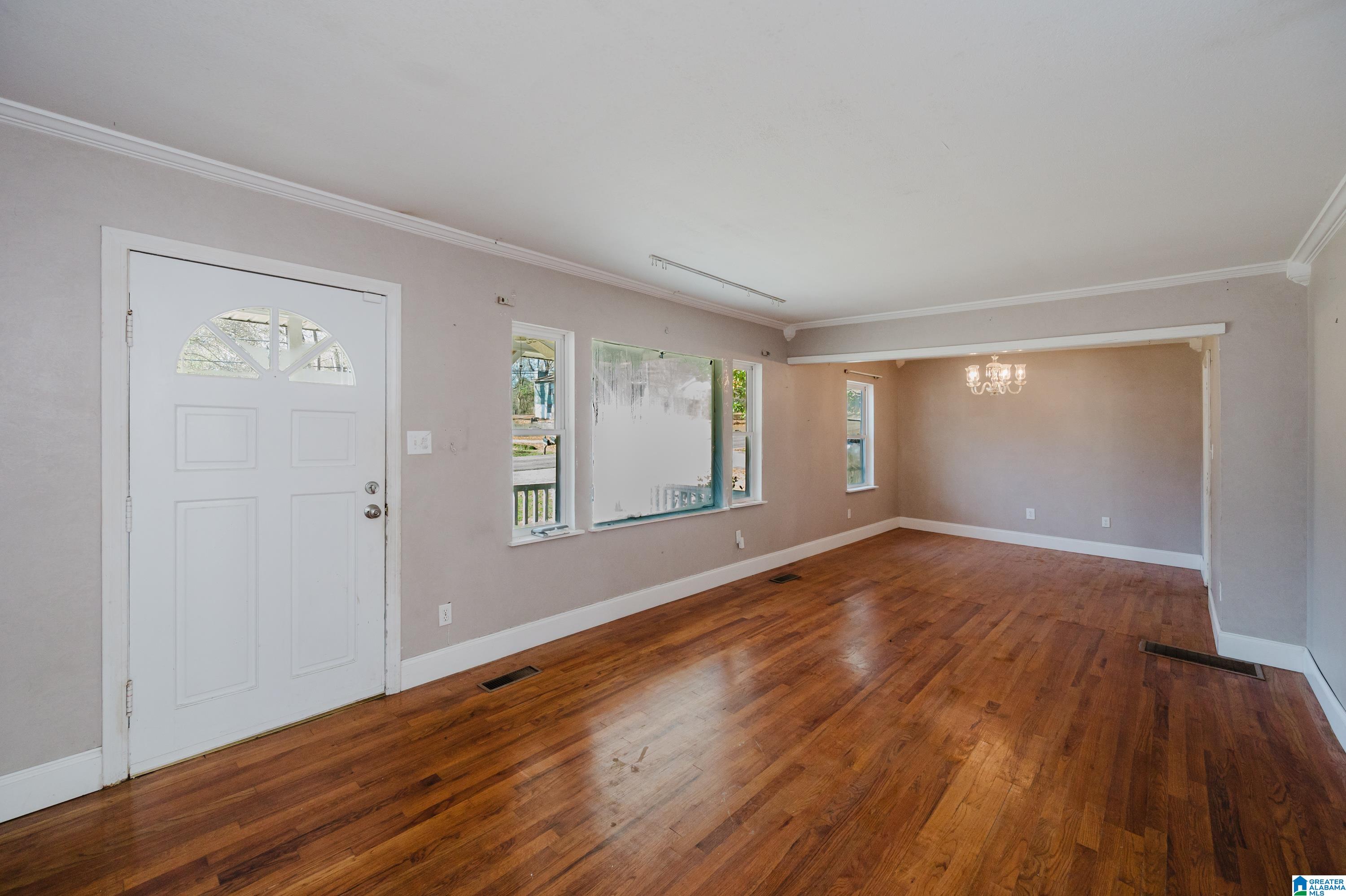 Homes for sale in Hueytown, AL | 317 Wickstead Road, Hueytown, AL 35023 | MLS# 21441975