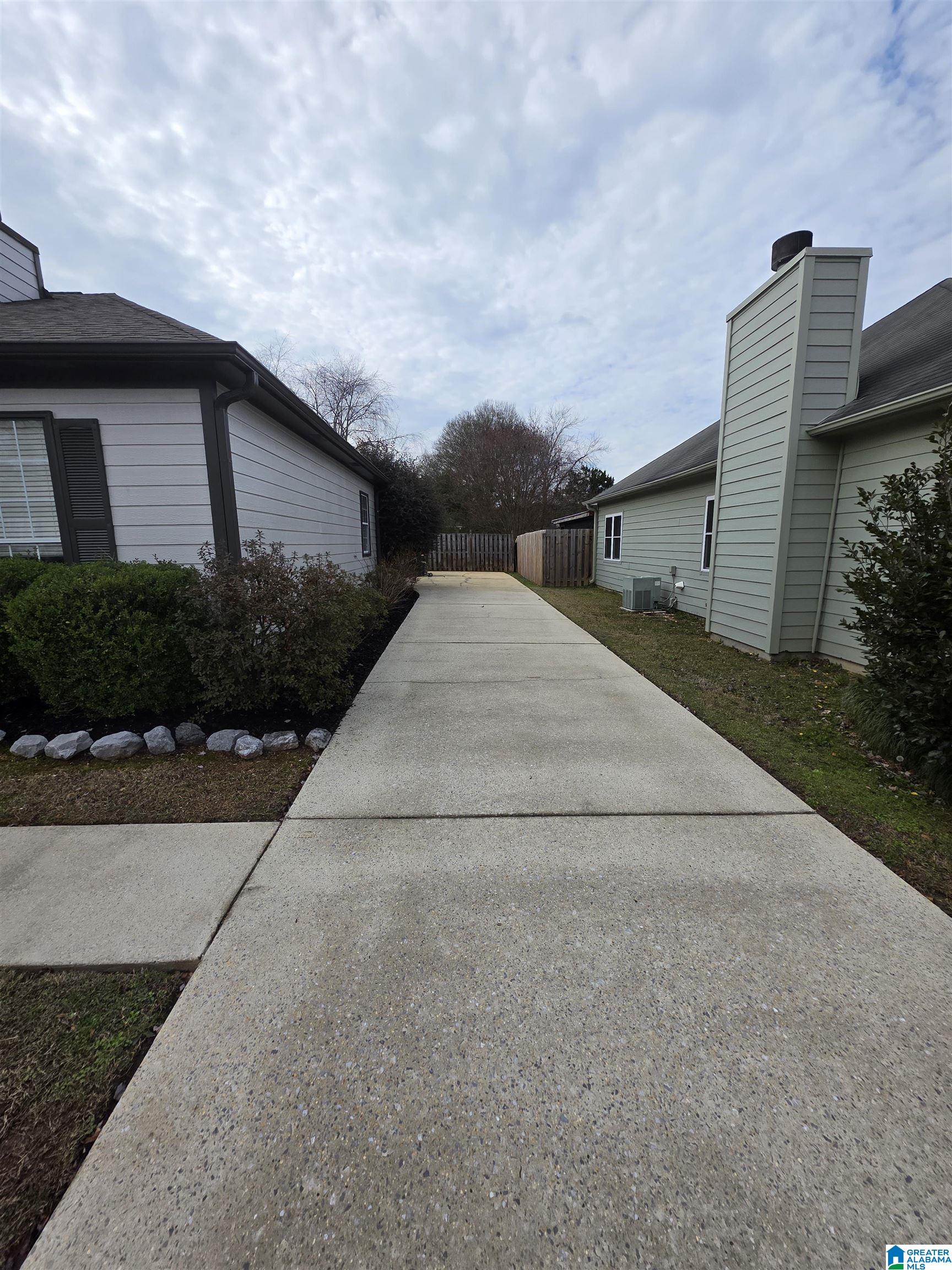 Homes for sale in Pelham, AL | 304 Mills Way, Pelham, AL 35124 | MLS# 21441998