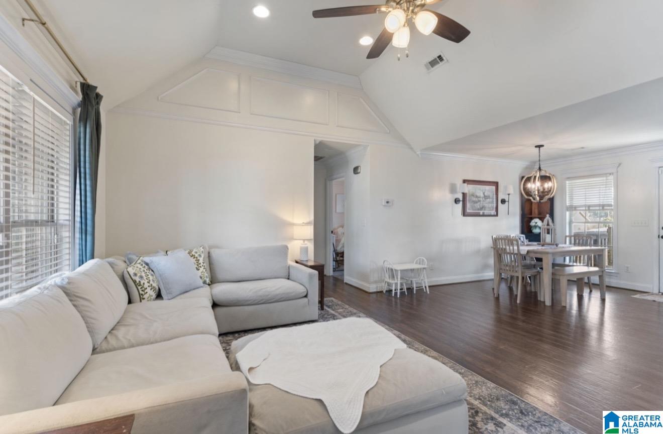 Homes for sale in Thorsby, AL | 53 County Road 1072, Thorsby, AL 35171 | MLS# 21442003