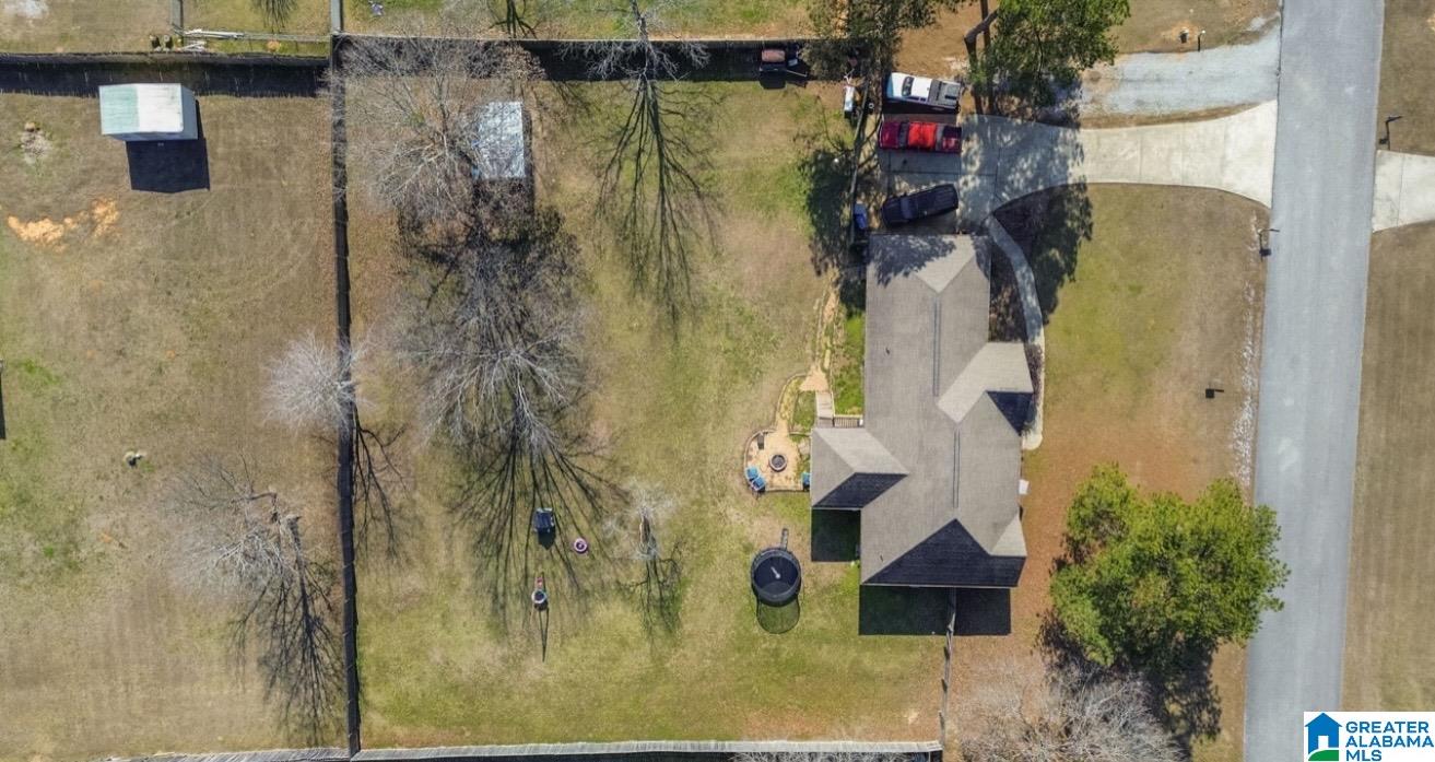 Homes for sale in Thorsby, AL | 53 County Road 1072, Thorsby, AL 35171 | MLS# 21442003
