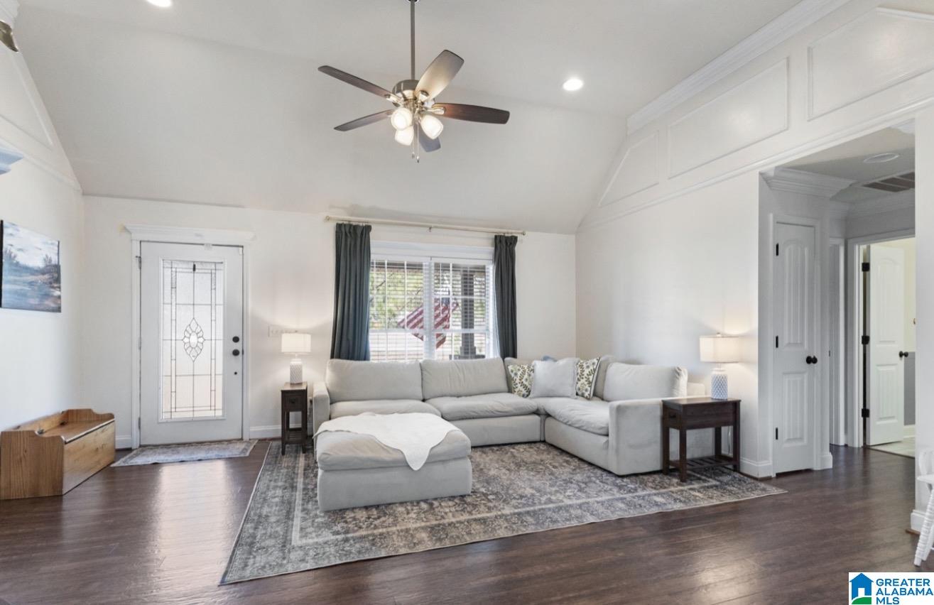 Homes for sale in Thorsby, AL | 53 County Road 1072, Thorsby, AL 35171 | MLS# 21442003