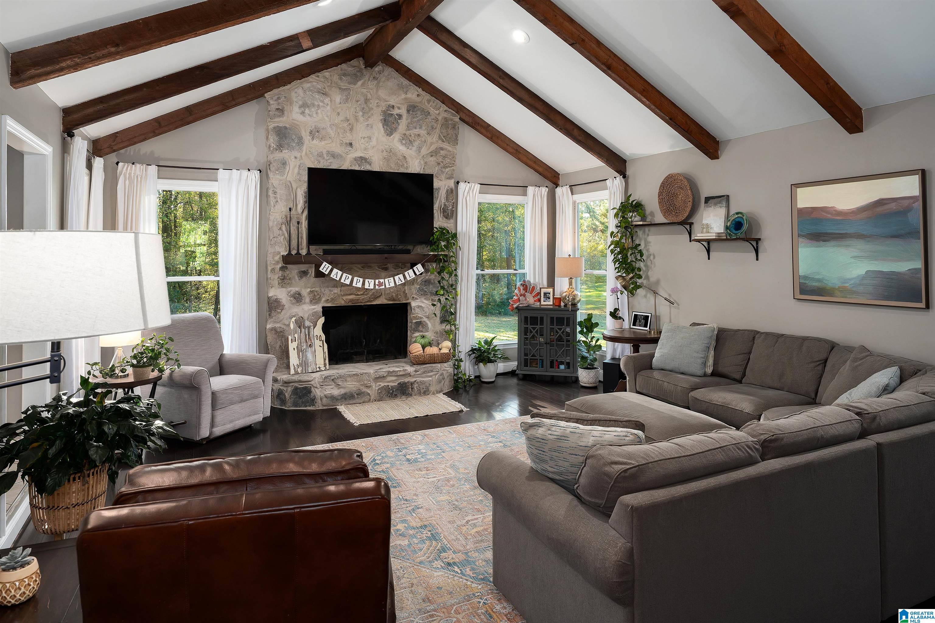 Homes for sale in Leeds, AL | 508 Julianne Dr, Leeds, AL 35094 | MLS# 21442004