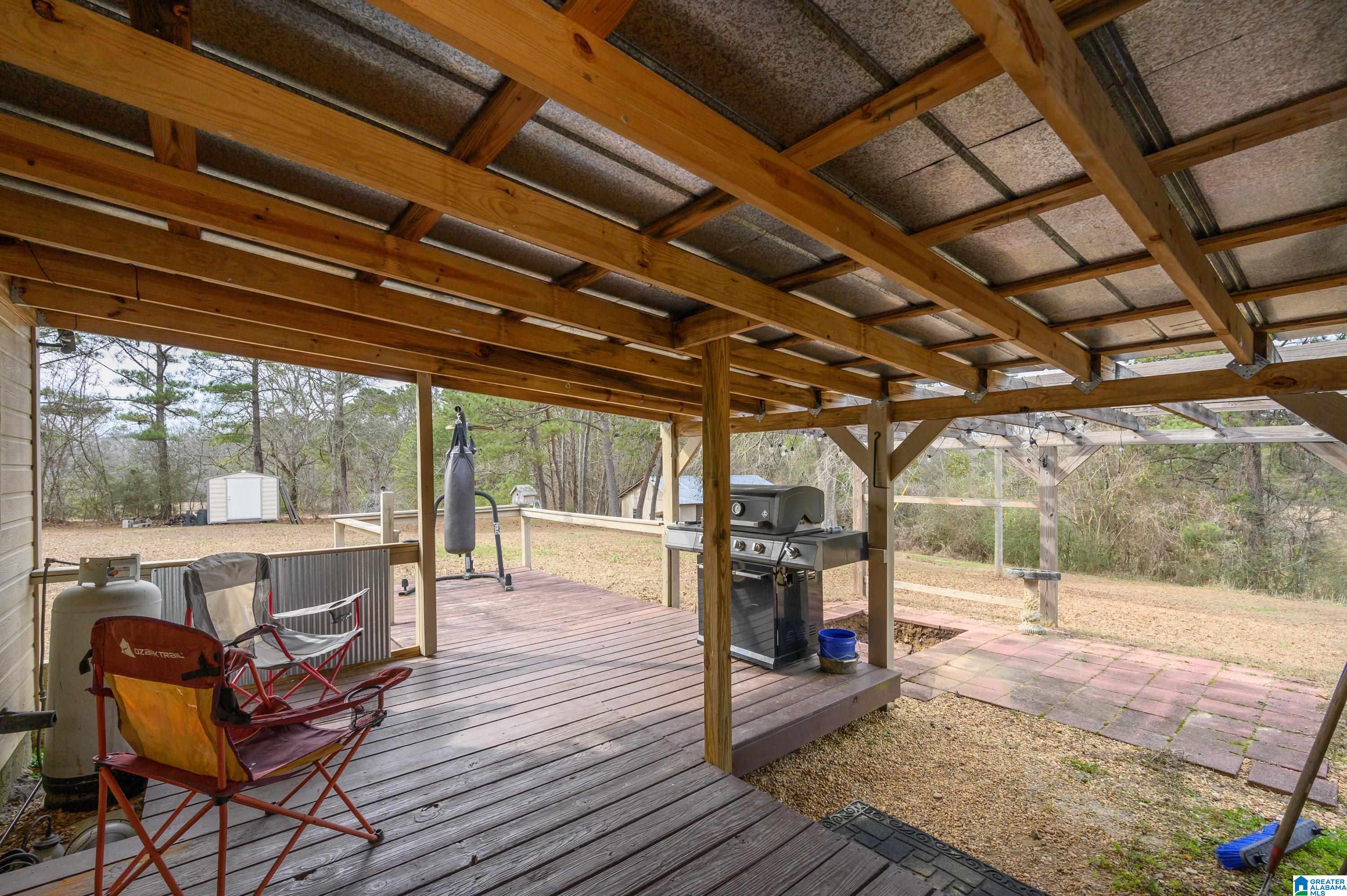 Homes for sale in Jemison, AL | 15440 County Road 51, Jemison, AL 35085 | MLS# 21442030