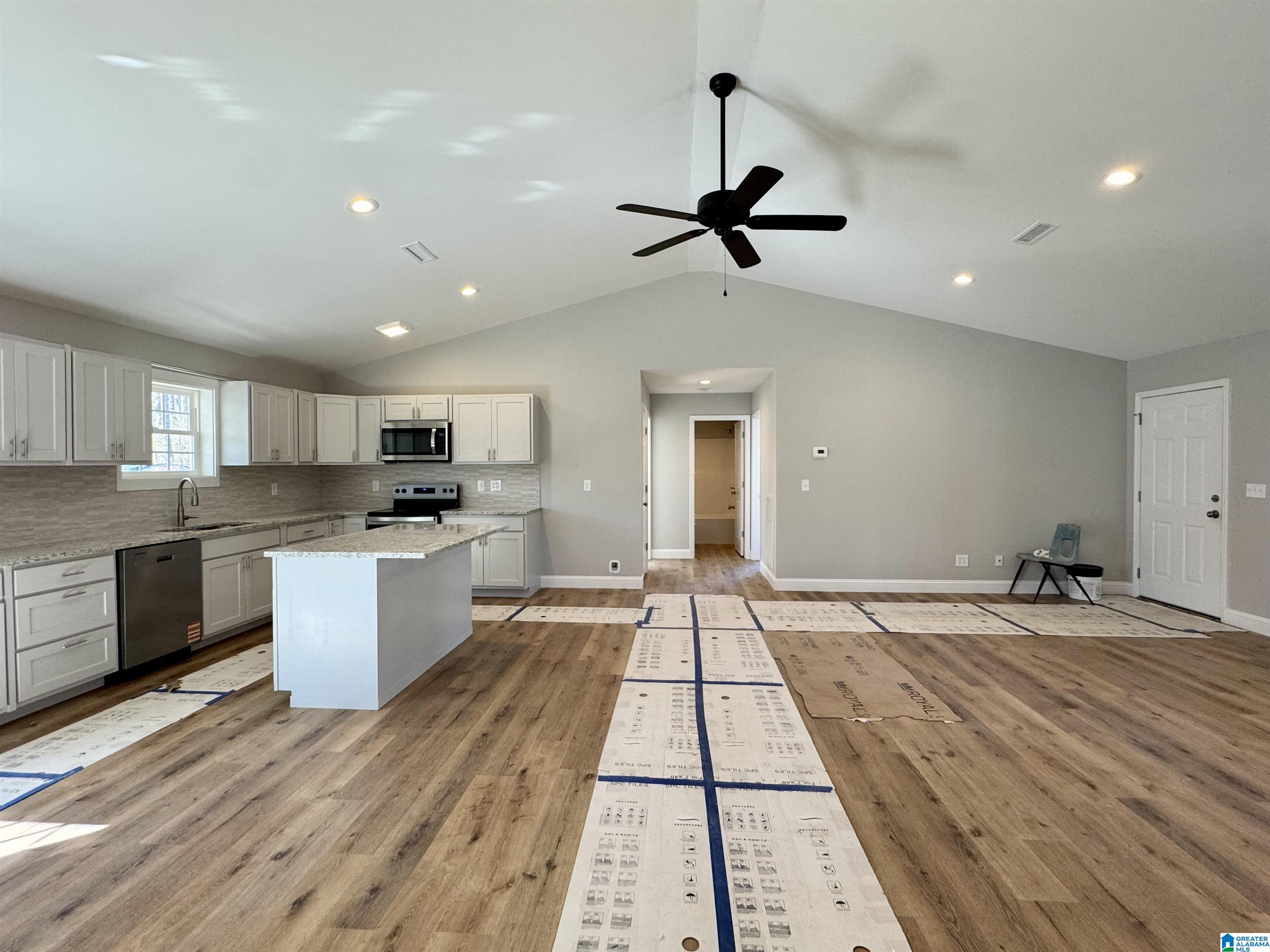 Homes for sale in Wedowee, AL | 124 Mashburn Dr, Wedowee, AL 36278 | MLS# 21442087