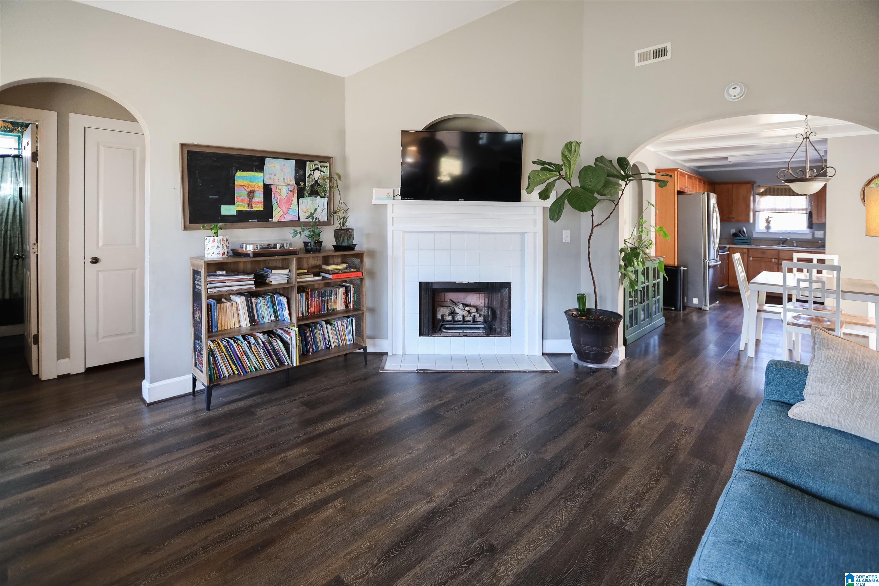 Homes for sale in Calera, AL | 142 Creekstone Trail, Calera, AL 35040 | MLS# 21442095