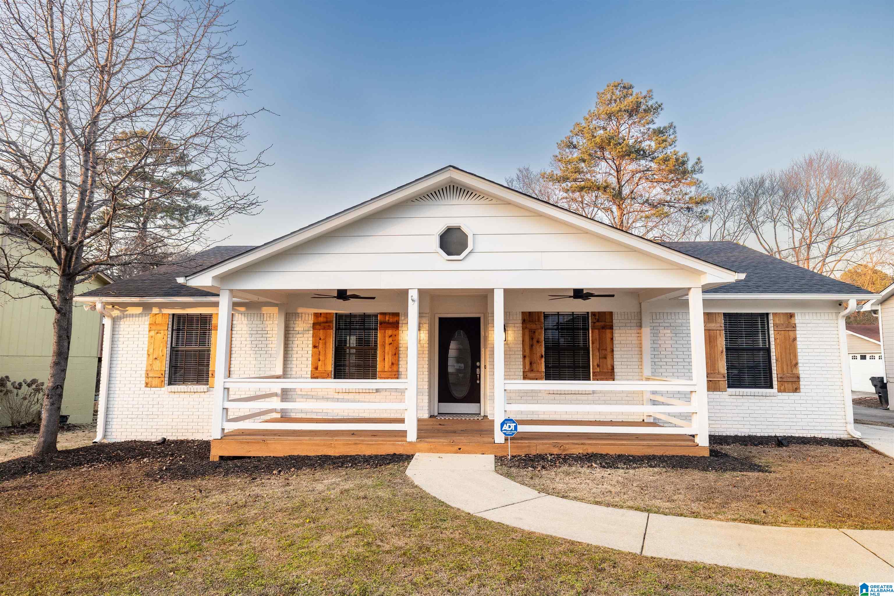 Homes for sale in Center Point, AL | 428 15th Terrace Nw, Center Point, AL 35215 | MLS# 21442162