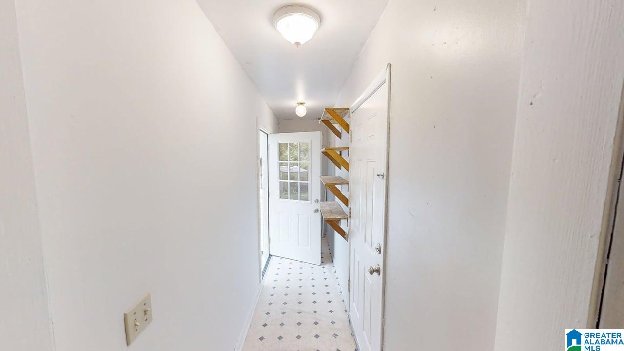 Homes for sale in Jasper, AL | 1209 Alabama Avenue, Jasper, AL 35501 | MLS# 21442193