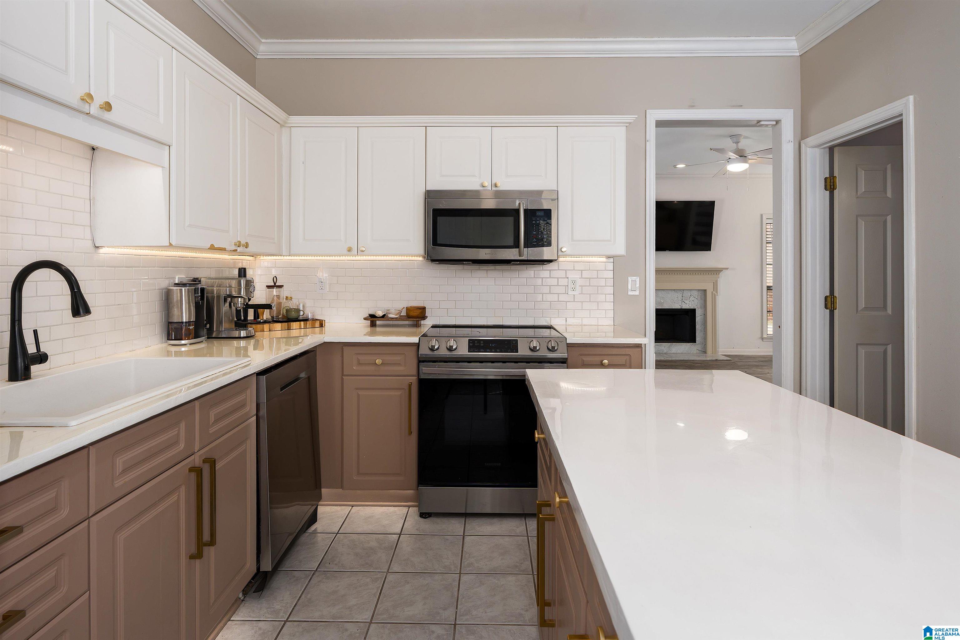 4th image of 2026 Amberley Woods Trail, Helena, AL 35080 | MLS# 21442200