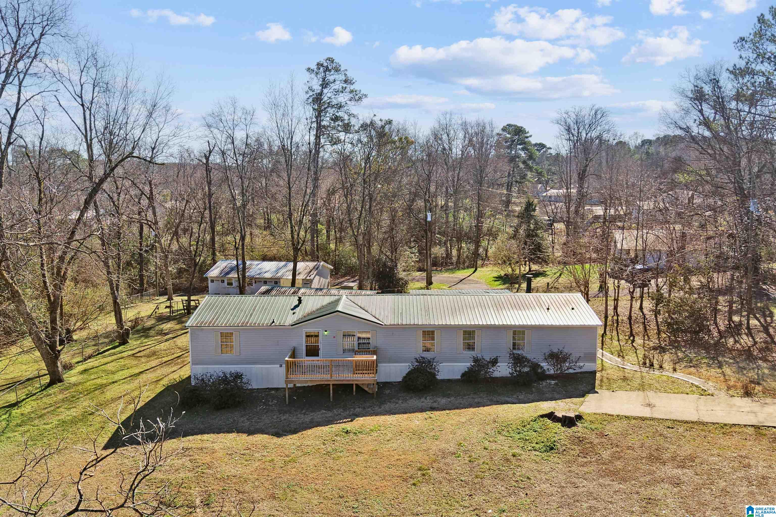 4th image of 1401 Winfield Dr, Bessemer, AL 35022 | MLS# 21442202
