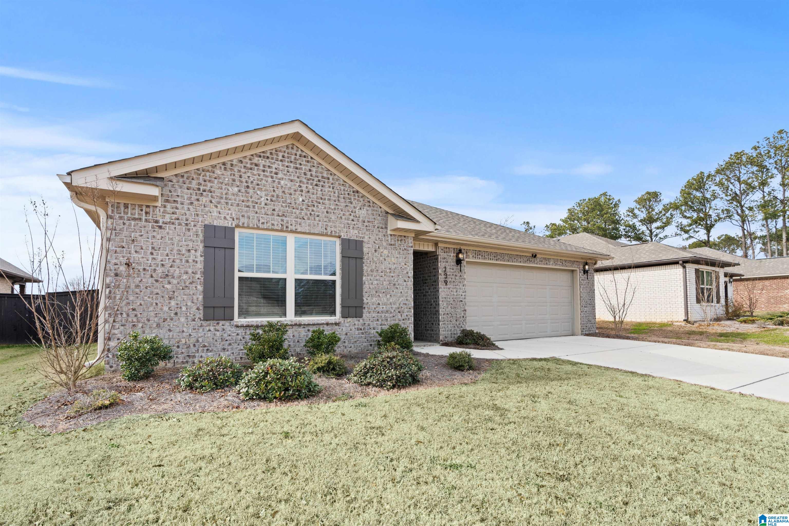 Photo 3 of Single family home for sale at 139 Varina Dr, Owens Cross Roads, AL 35763 | MLS# 21442224 | Listing updated on 2026-02-19