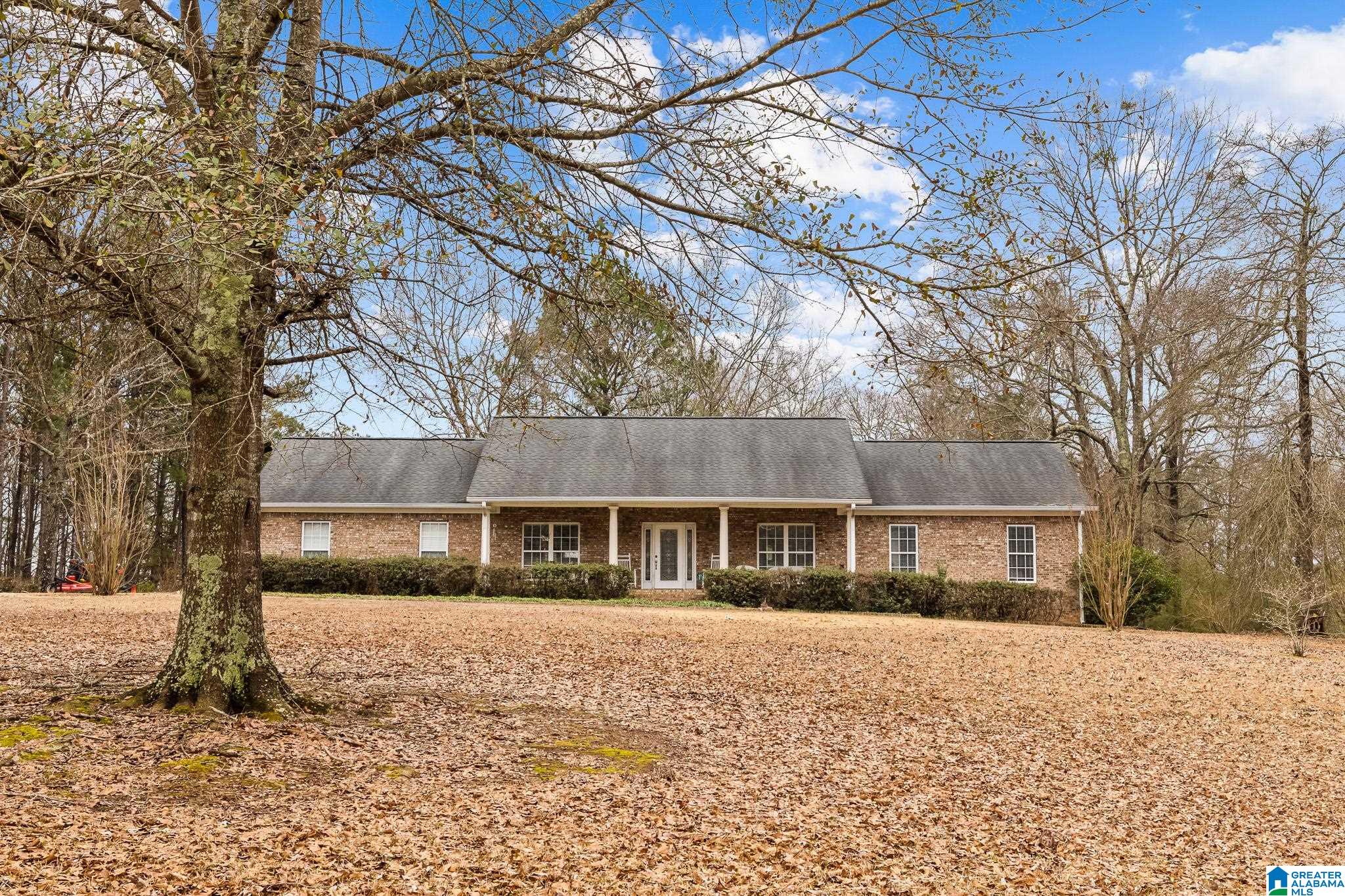 814 DEER TRACE ROAD