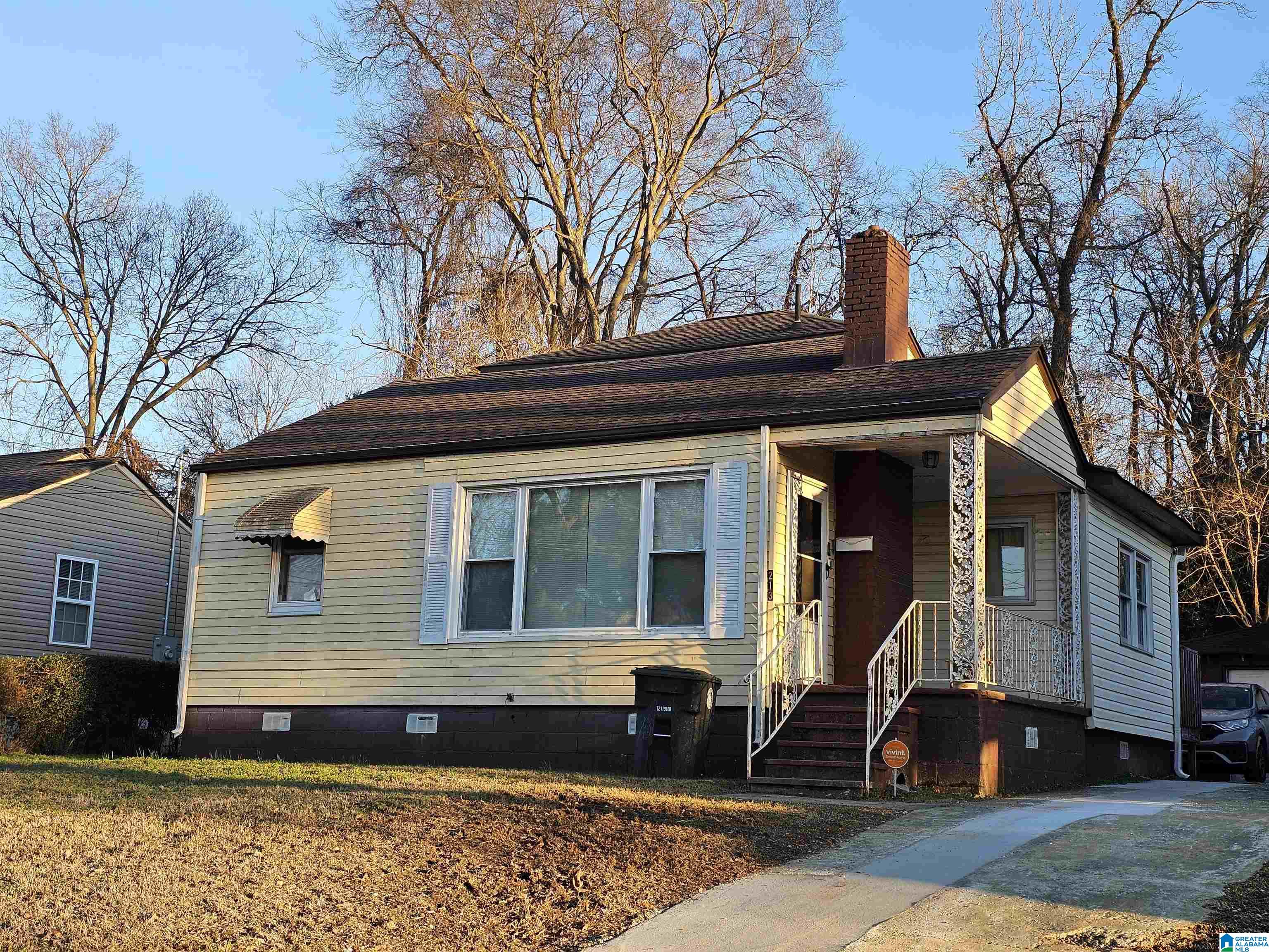 Homes for sale in Birmingham, AL | 213 14th Court W, Birmingham, AL 35204 | MLS# 21442238