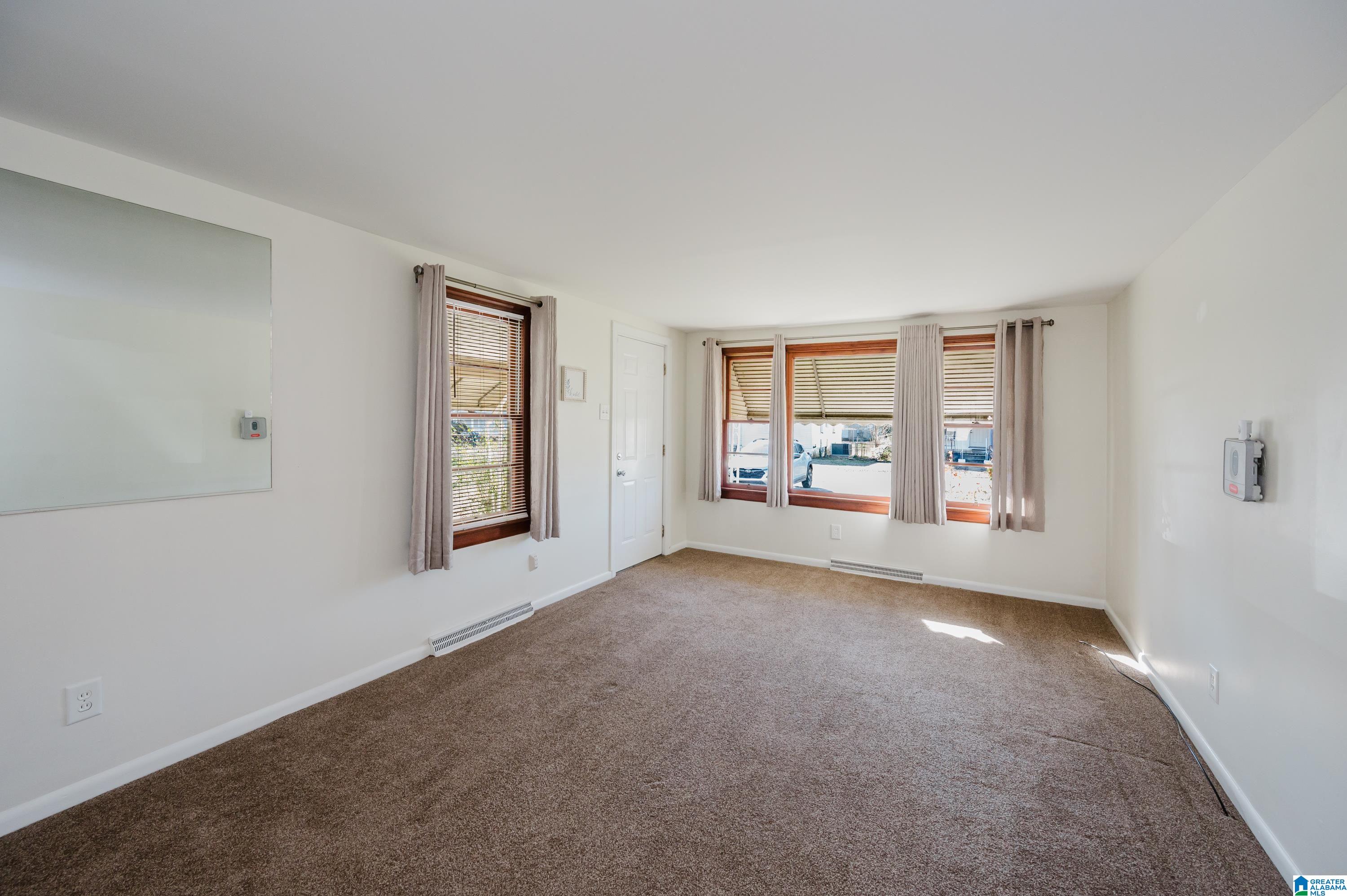 Homes for sale in Hueytown, AL | 130 Kent Avenue, Hueytown, AL 35023 | MLS# 21442310