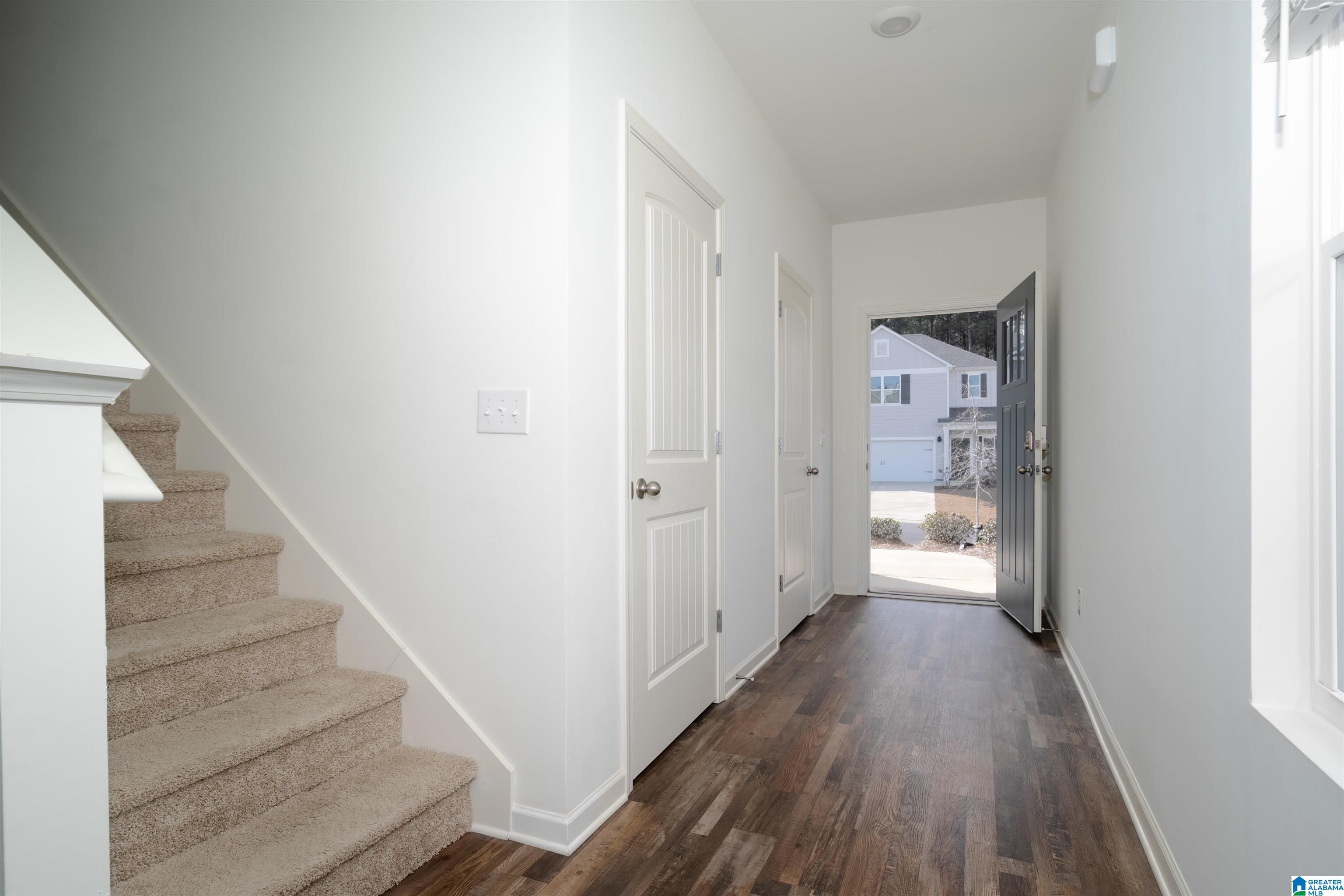 Homes for sale in Chelsea, AL | 207 Chelsea Park Circle, Chelsea, AL 35043 | MLS# 21442316