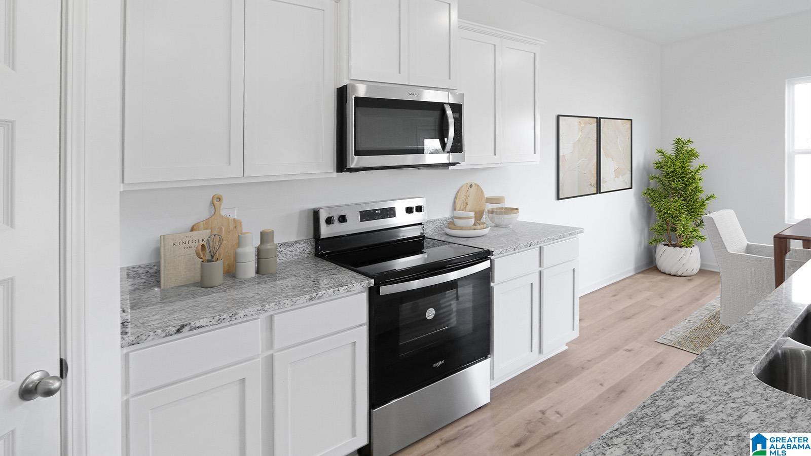 Homes for sale in Alabaster, AL | 409 Peavine Cove, Alabaster, AL 35007 | MLS# 21442321