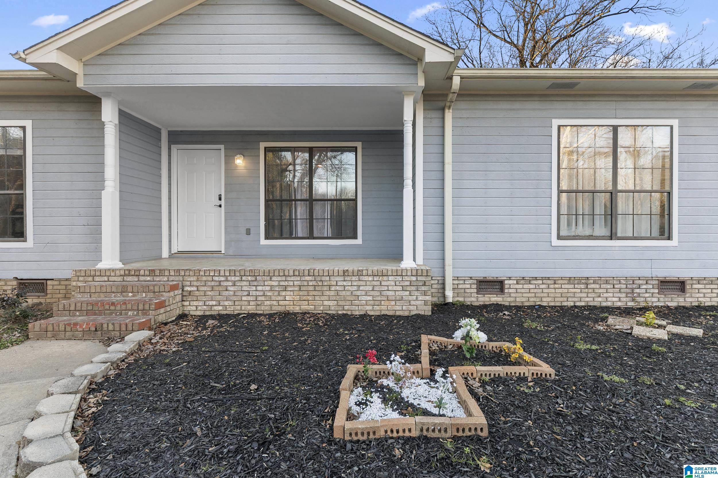 Homes for sale in Hueytown, AL | 632 Sunrise Boulevard, Hueytown, AL 35023 | MLS# 21442344