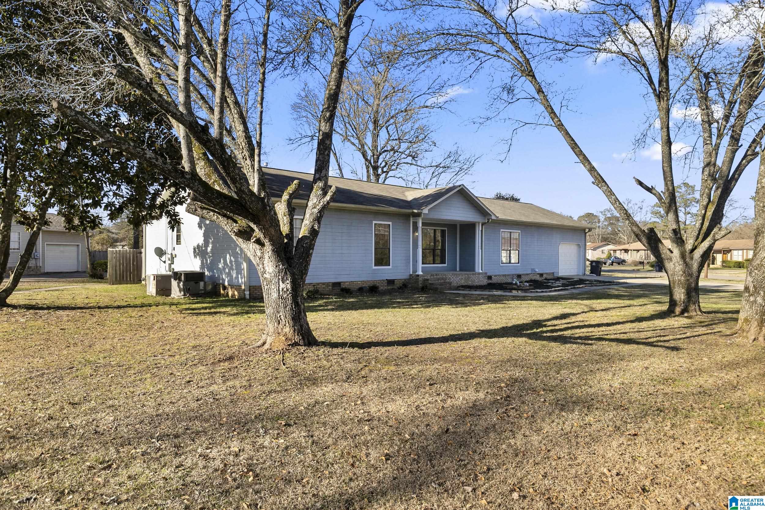 Homes for sale in Hueytown, AL | 632 Sunrise Boulevard, Hueytown, AL 35023 | MLS# 21442344